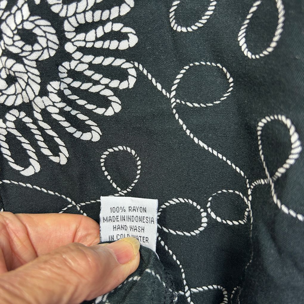 Sundrenched Australia Black Floral Shirt - Size XXL