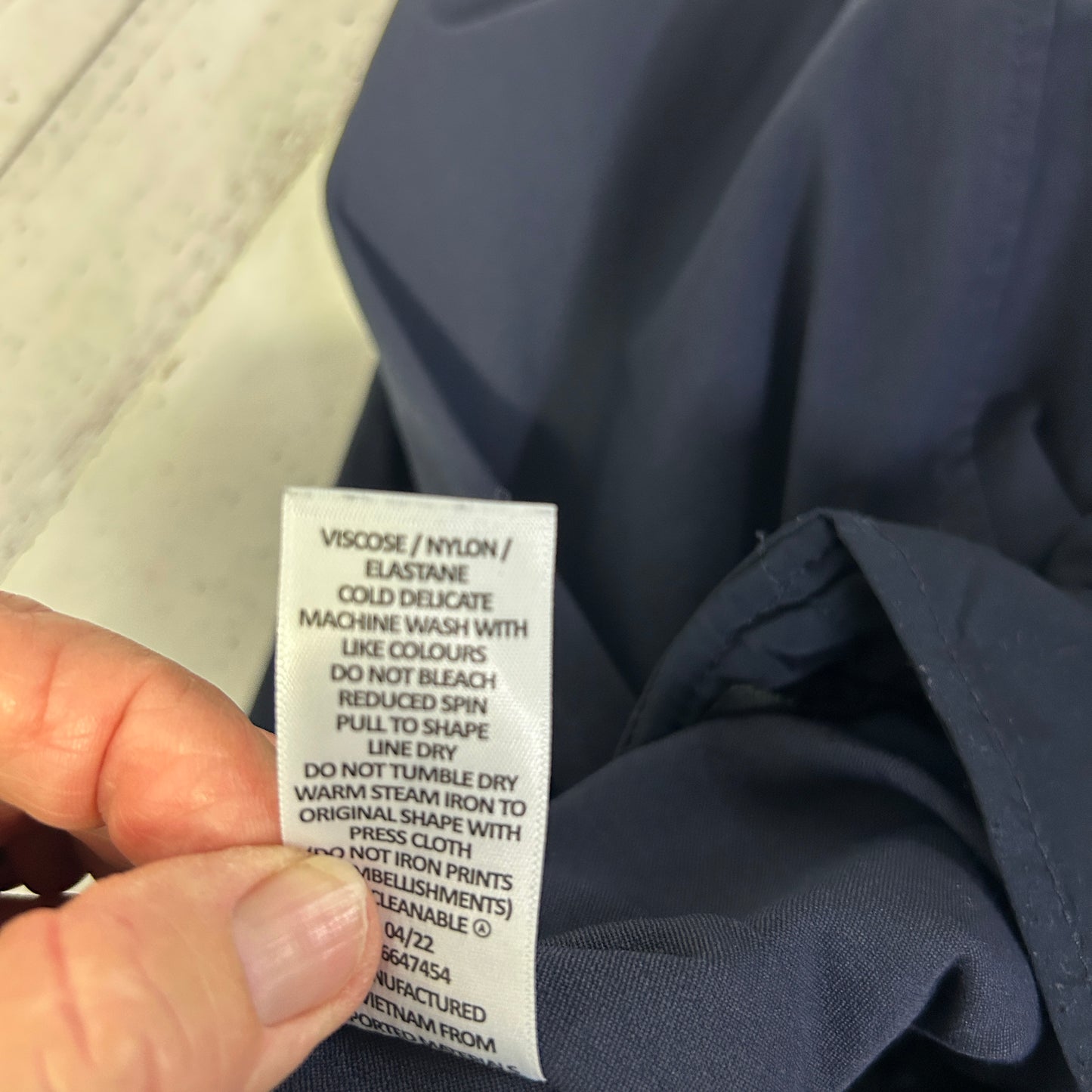 Preview Navy Blue Capri Pants - Size 20