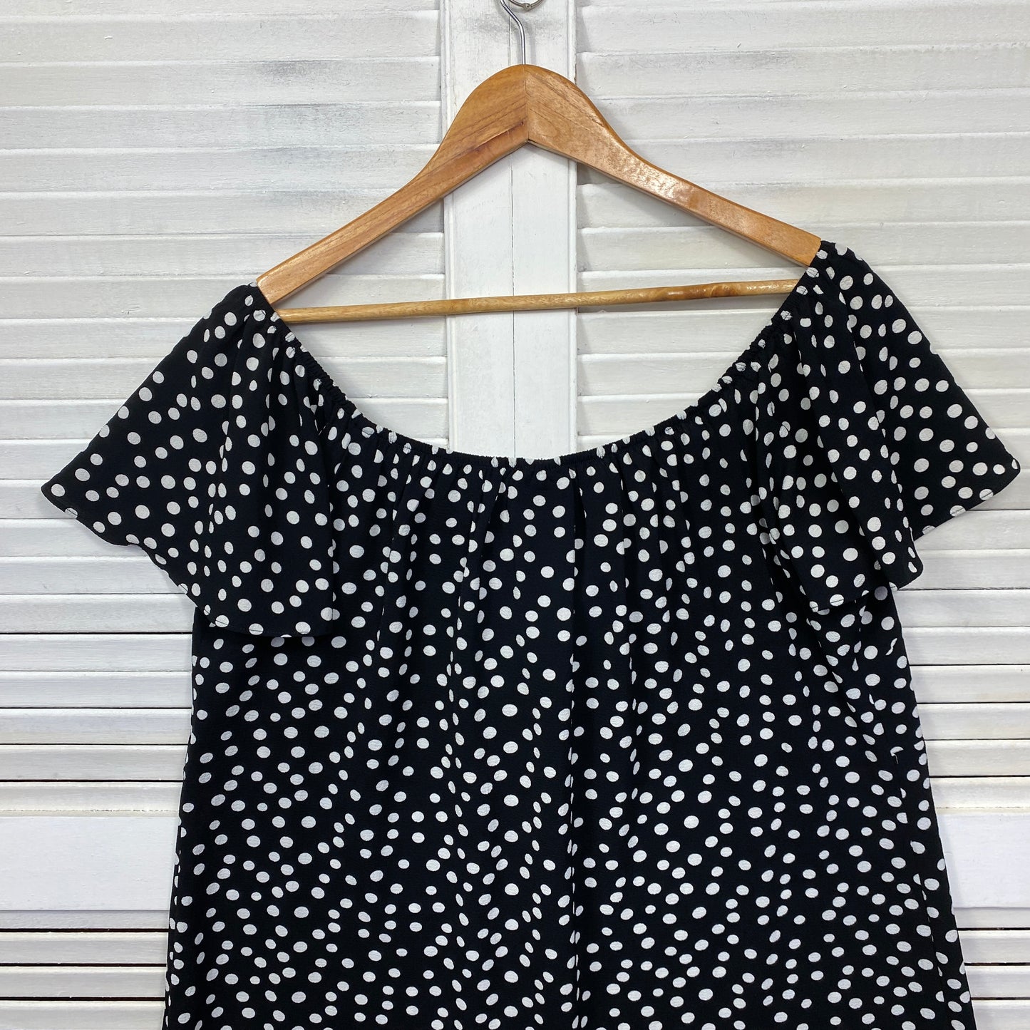 City Chic Top Size 14 Black White Polka Dots Short Sleeve