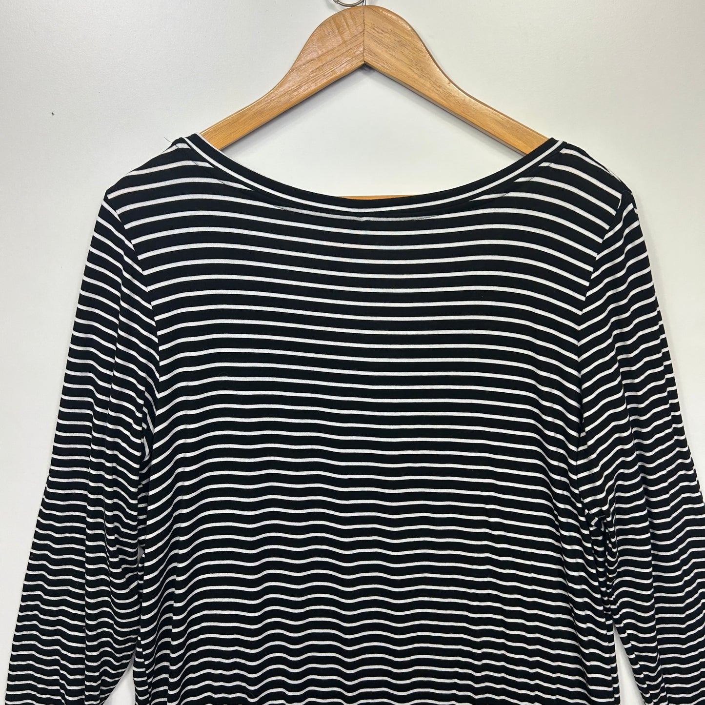 Crossroads Top Size 16 XL Black White Striped Casual Viscose Blend