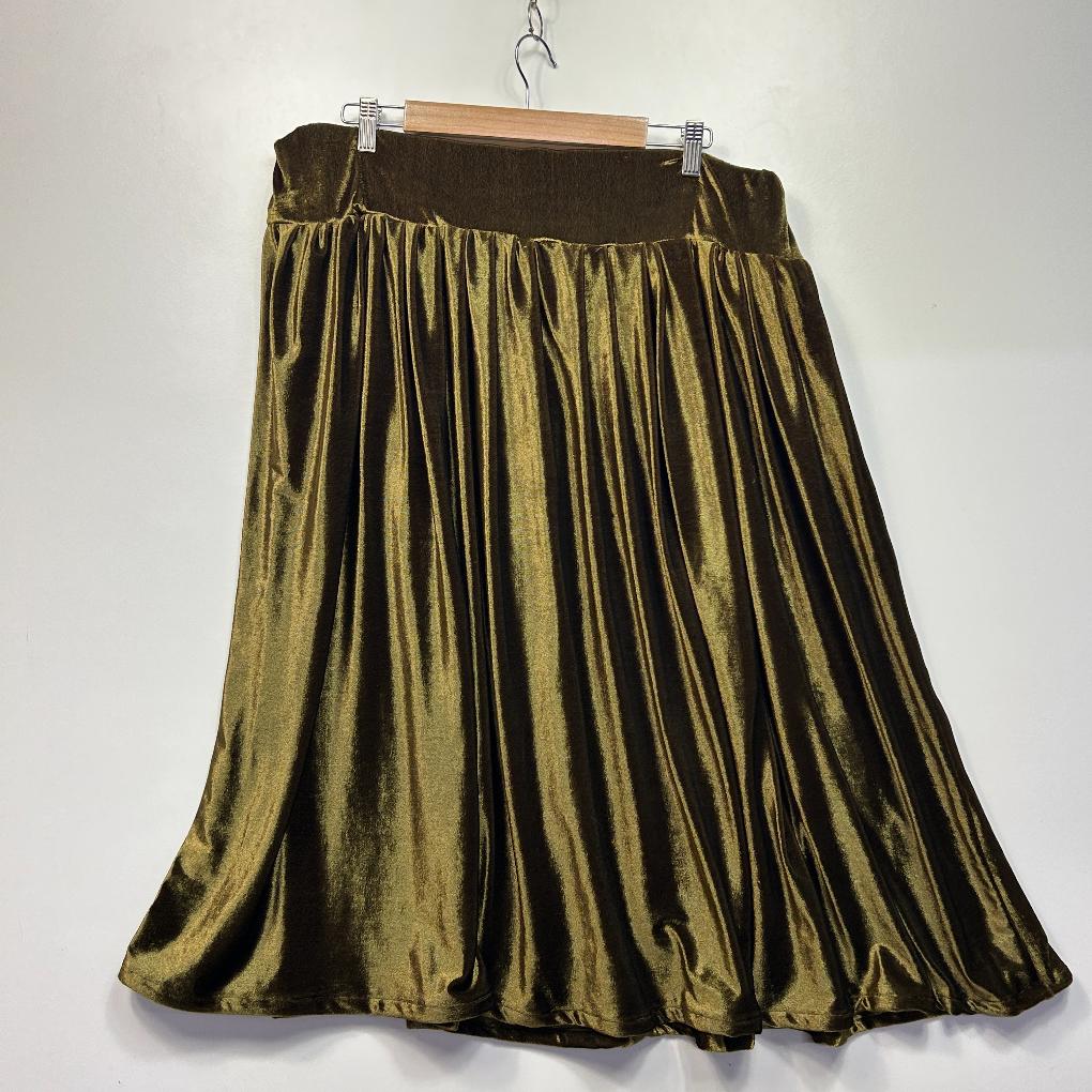 Handmade Olive Velvet Skirt - Size 18/20