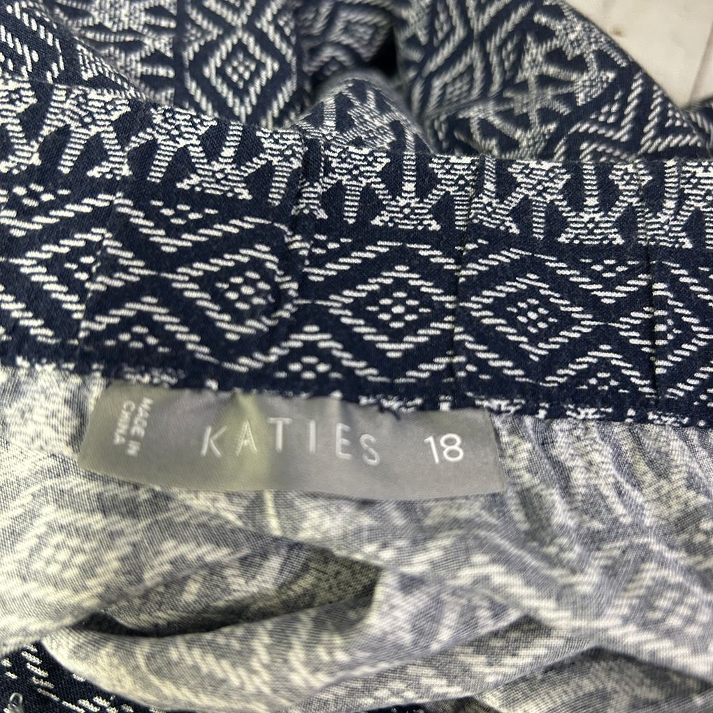 Katies Navy Print Skirt - Size 18