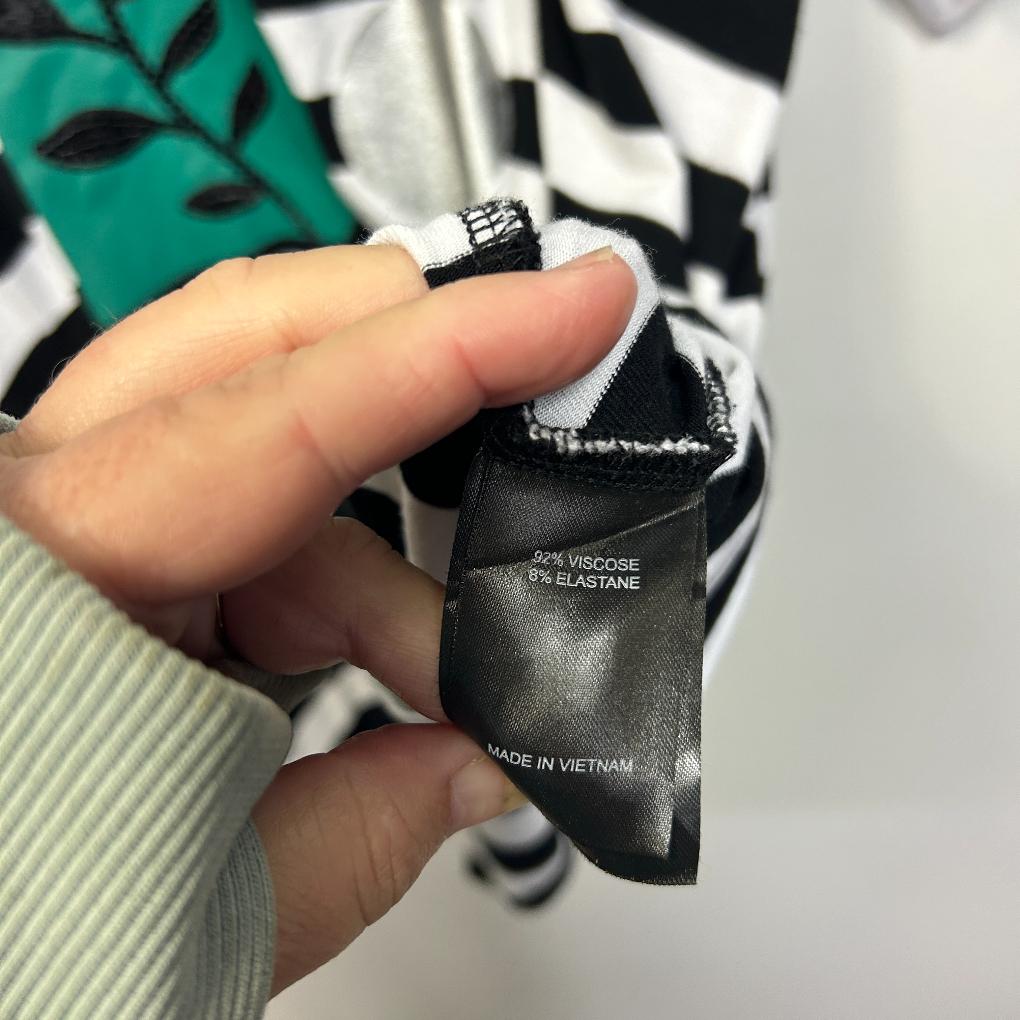 Taking Shape Black White Stripe Tunic Top - Size 18/20
