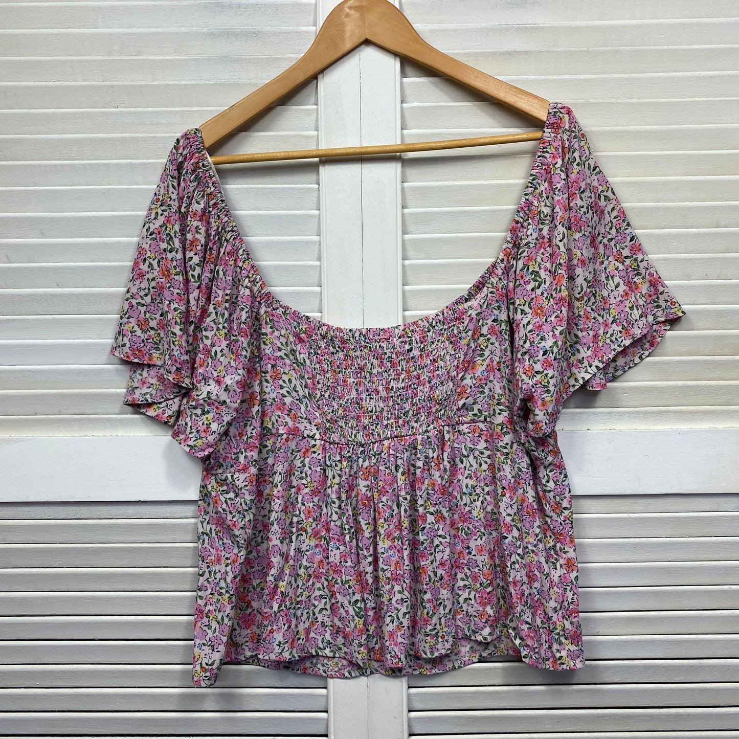 Anko Top Size 18 Cropped Pink Floral Short Sleeve