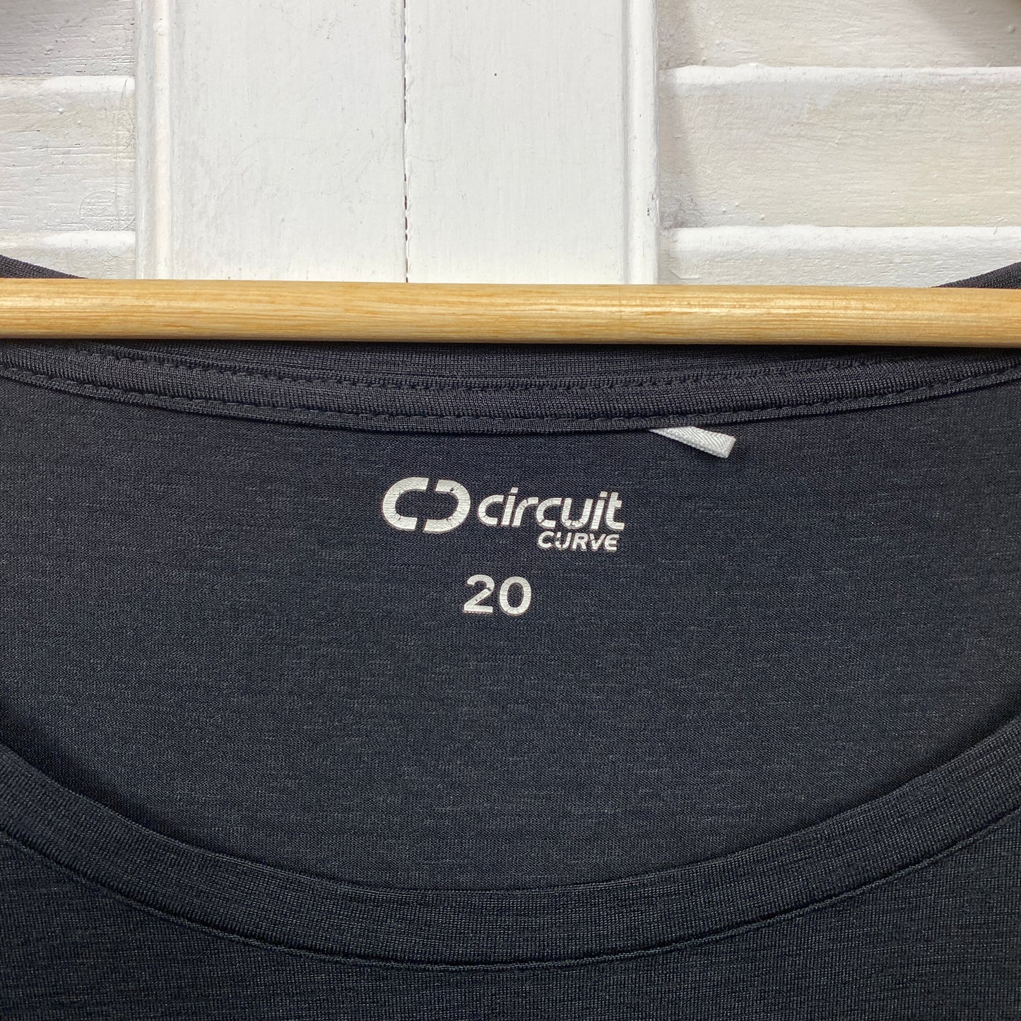 Circuit Activewear Top Size 20 Black Short Sleeve