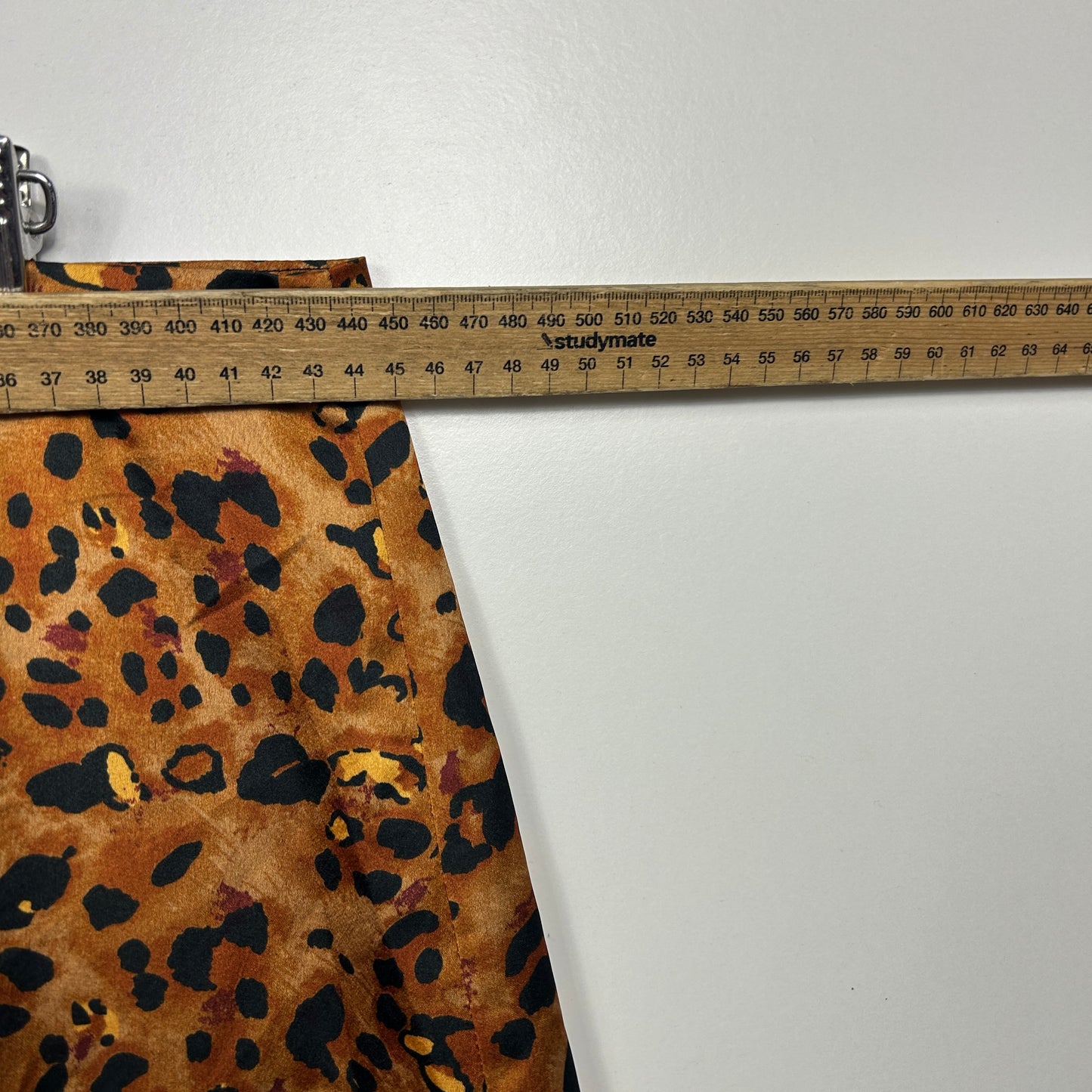 Bee Maddison Tan Leopard Print Skirt - Size 16