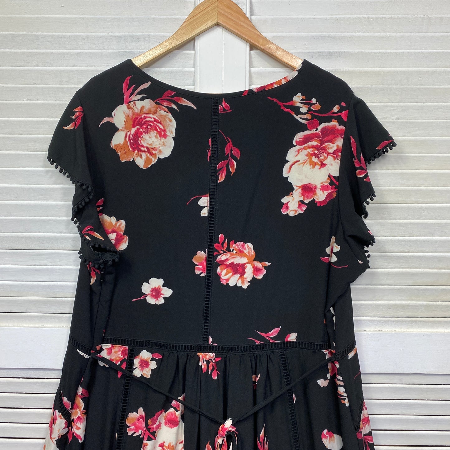 City Chic Dress Size 22 Plus XL Black Floral Cocktail Long Length