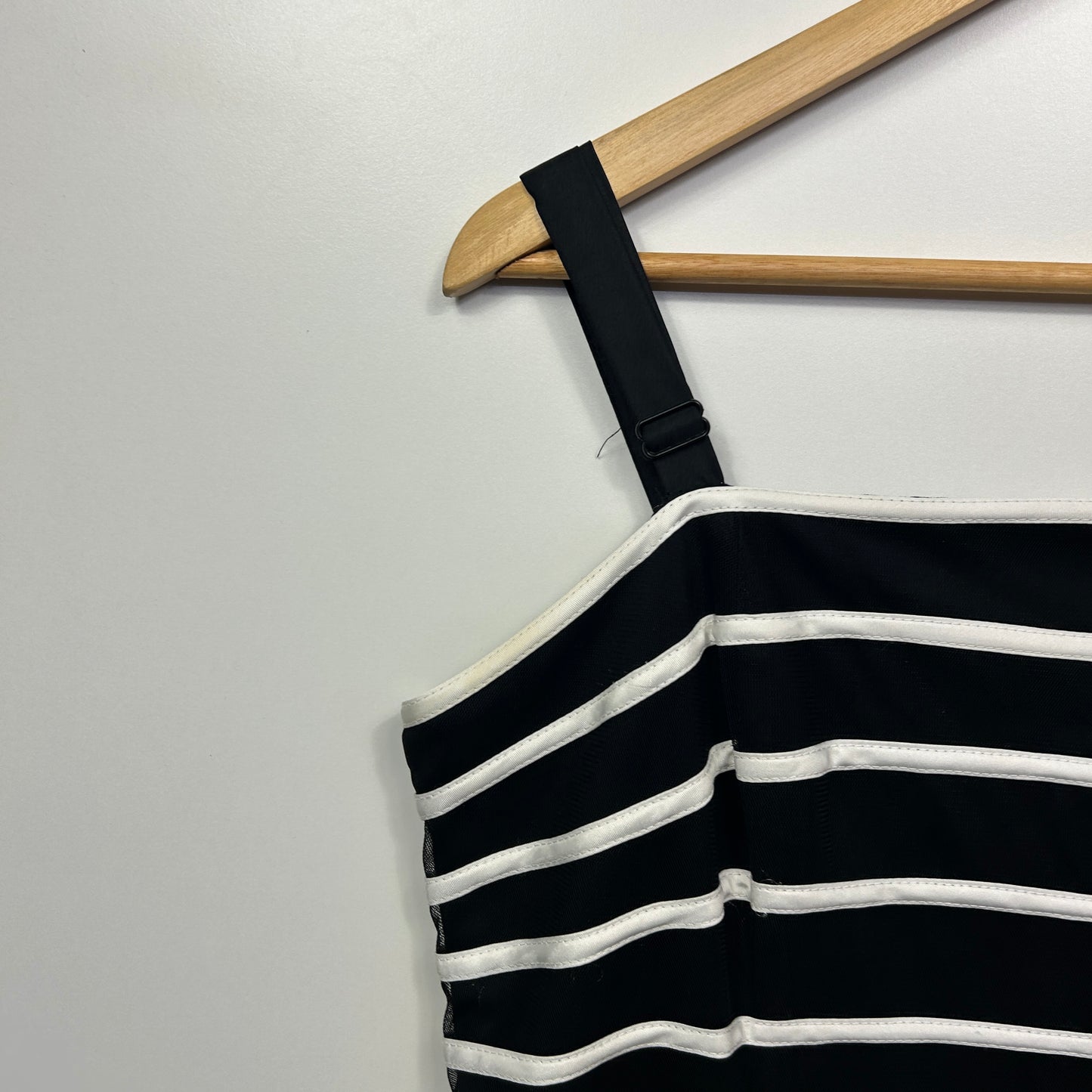 Queenspark Dress Size 14 Black White Fit & Flare Striped Cocktail