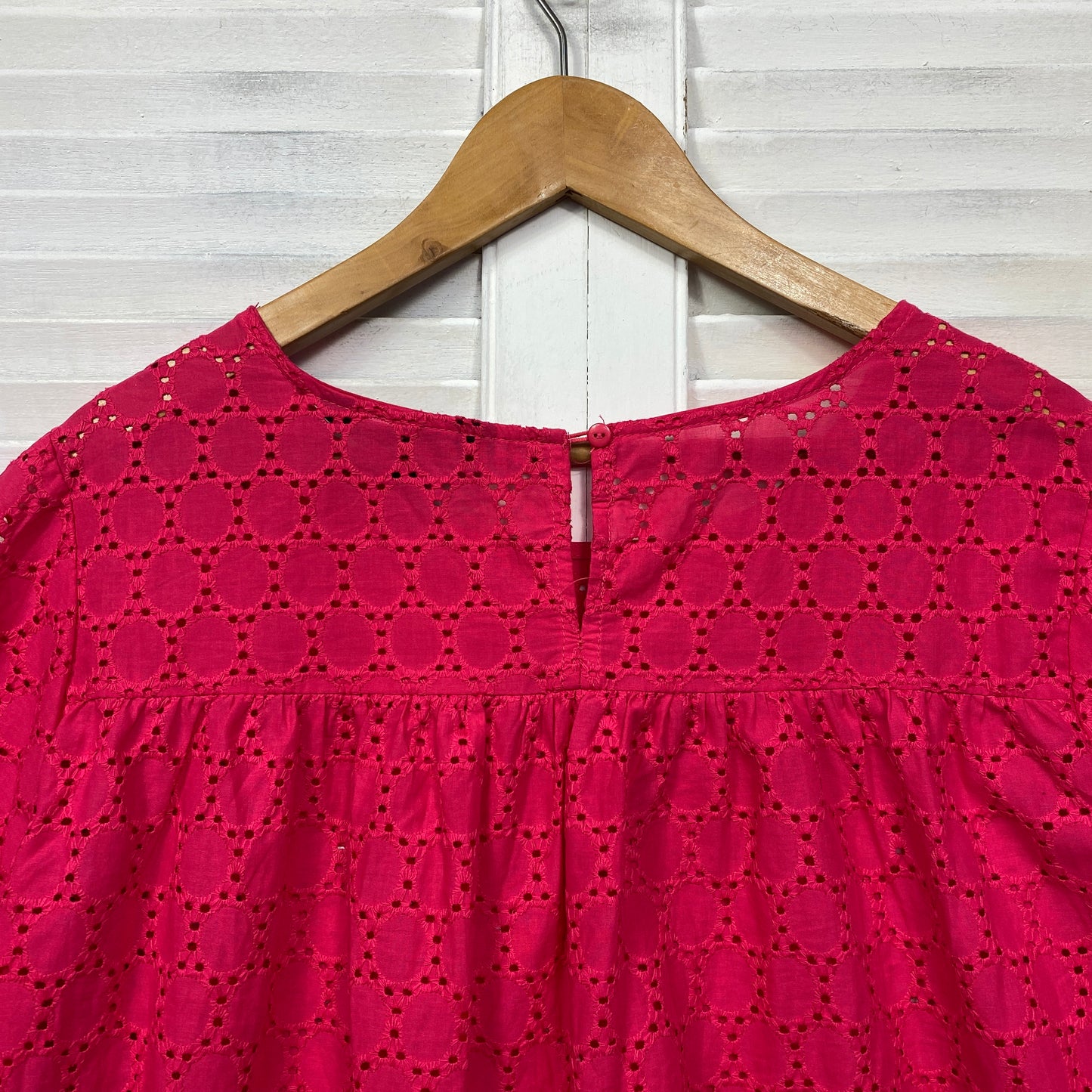 Beme Top Size 16 Plus Pink Crochet Short Sleeve