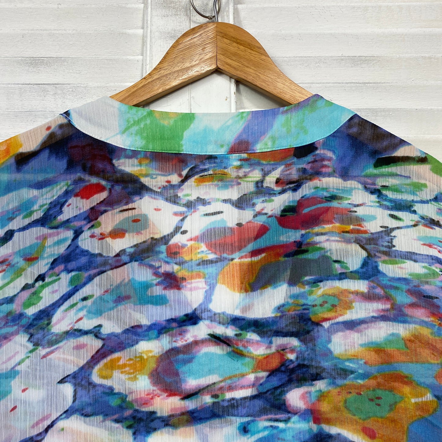 Yarra Trail Top Size 14 Short Sleeve Longline Multicoloured Sheer