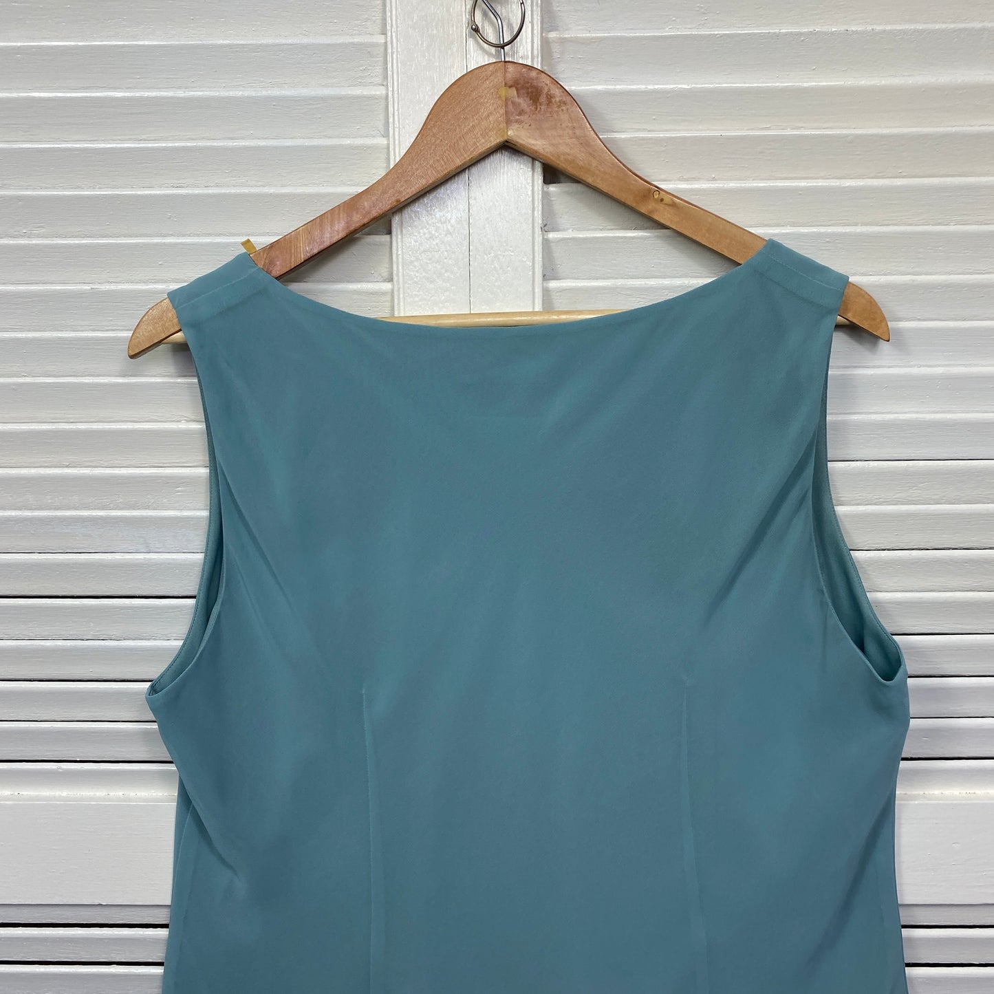 Liz Jordan Top Size 16 Sleeveless