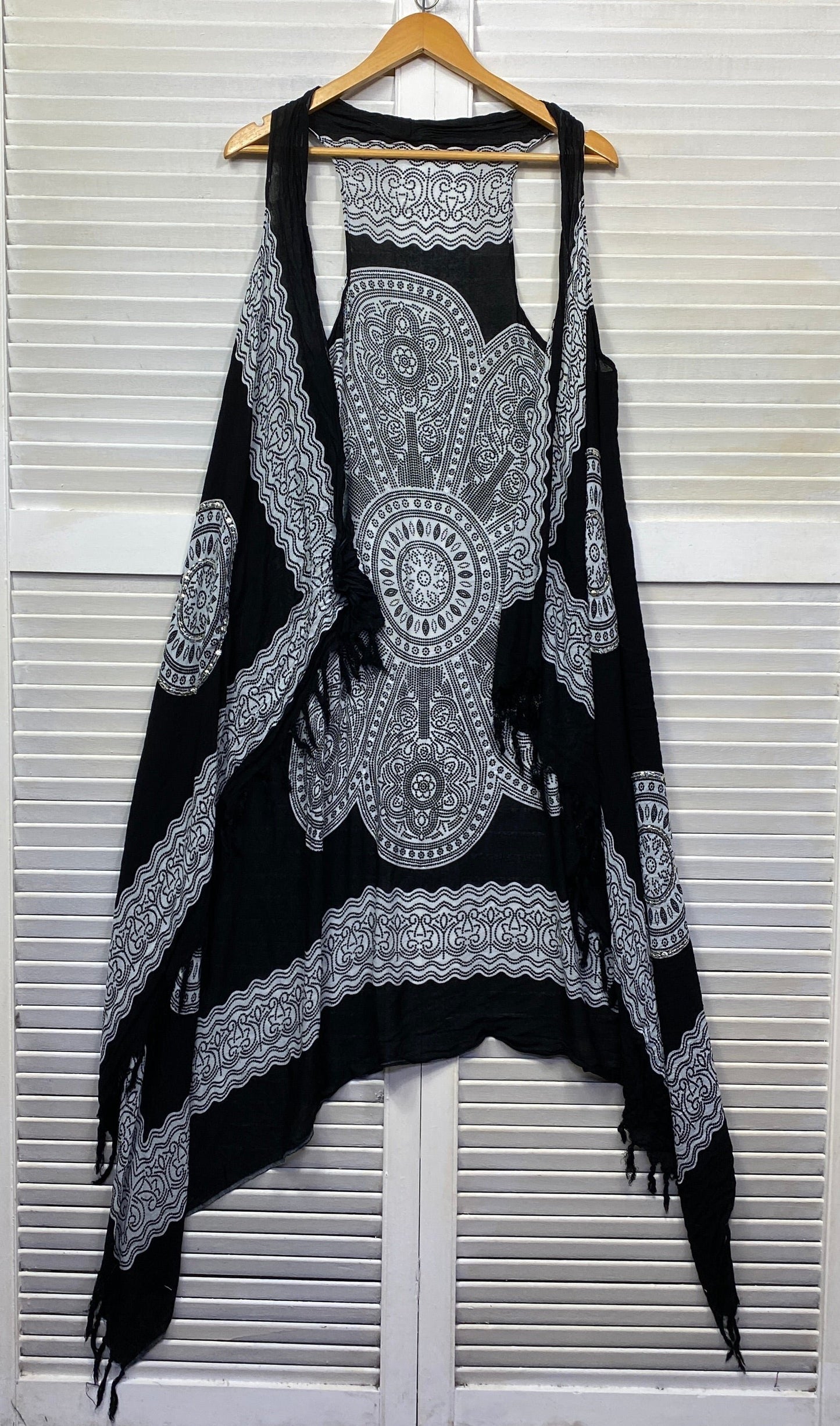 Boho Top Vest Layer One Size Black White Full Length Rayon