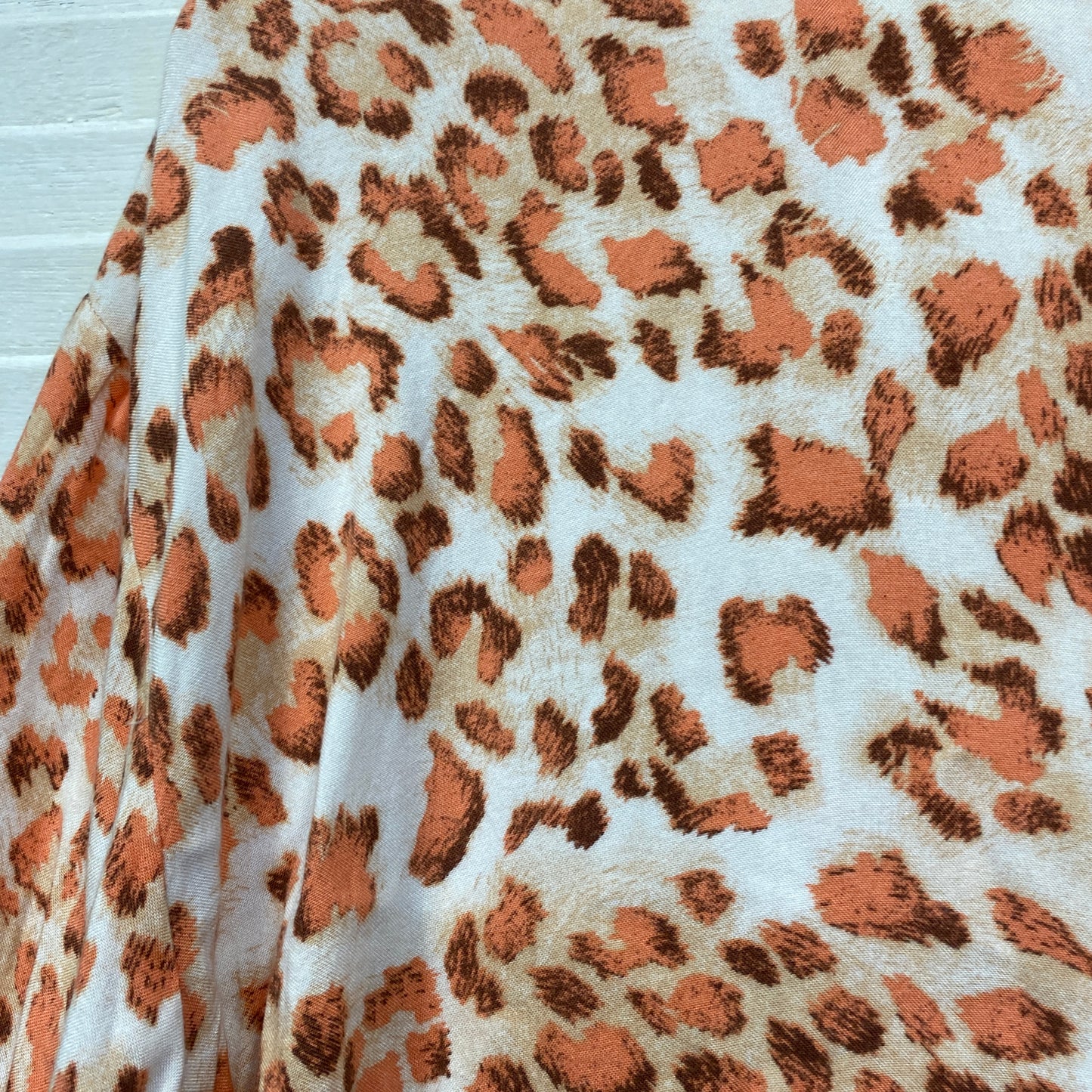 Silver Wishes Top Size 14 3/4 Sleeve Button Up Animal Print Rayon