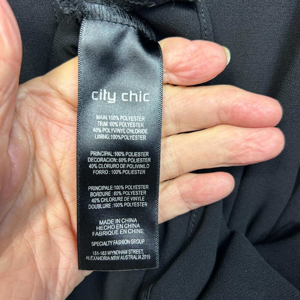 City Chic Black Top - Size 20/L