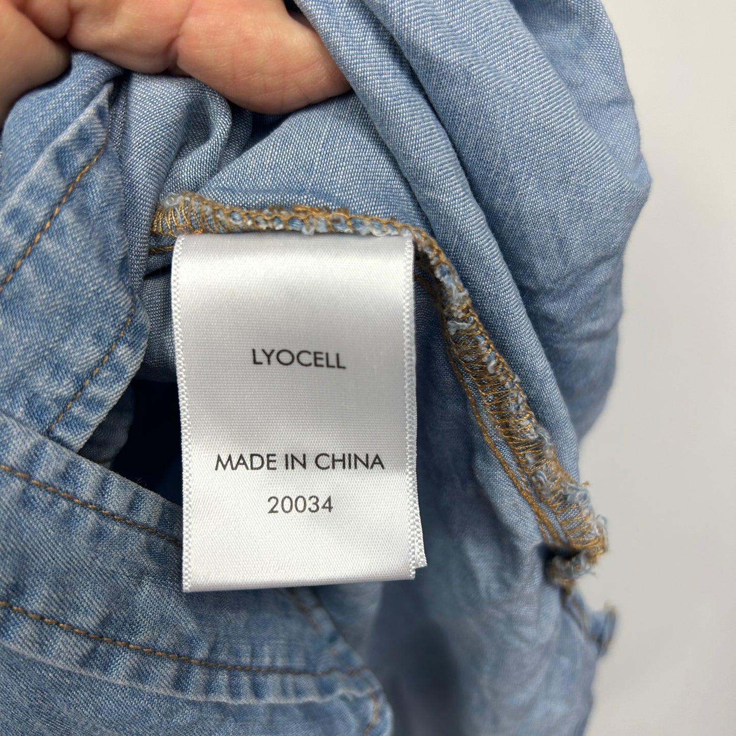 Suzanne Grae Chambray Button Up Blue Shirt - Size 18