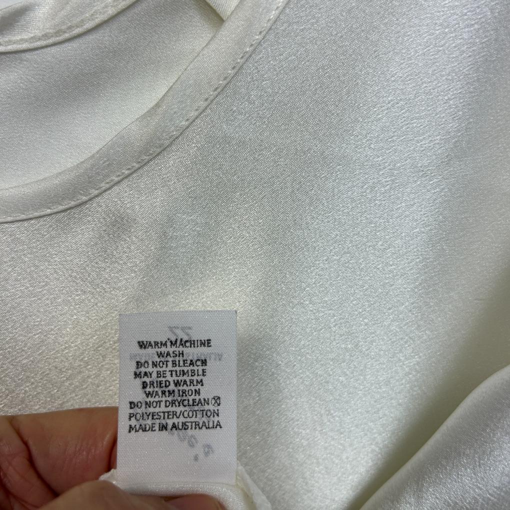 George's Cream Top/Slip - Size 22