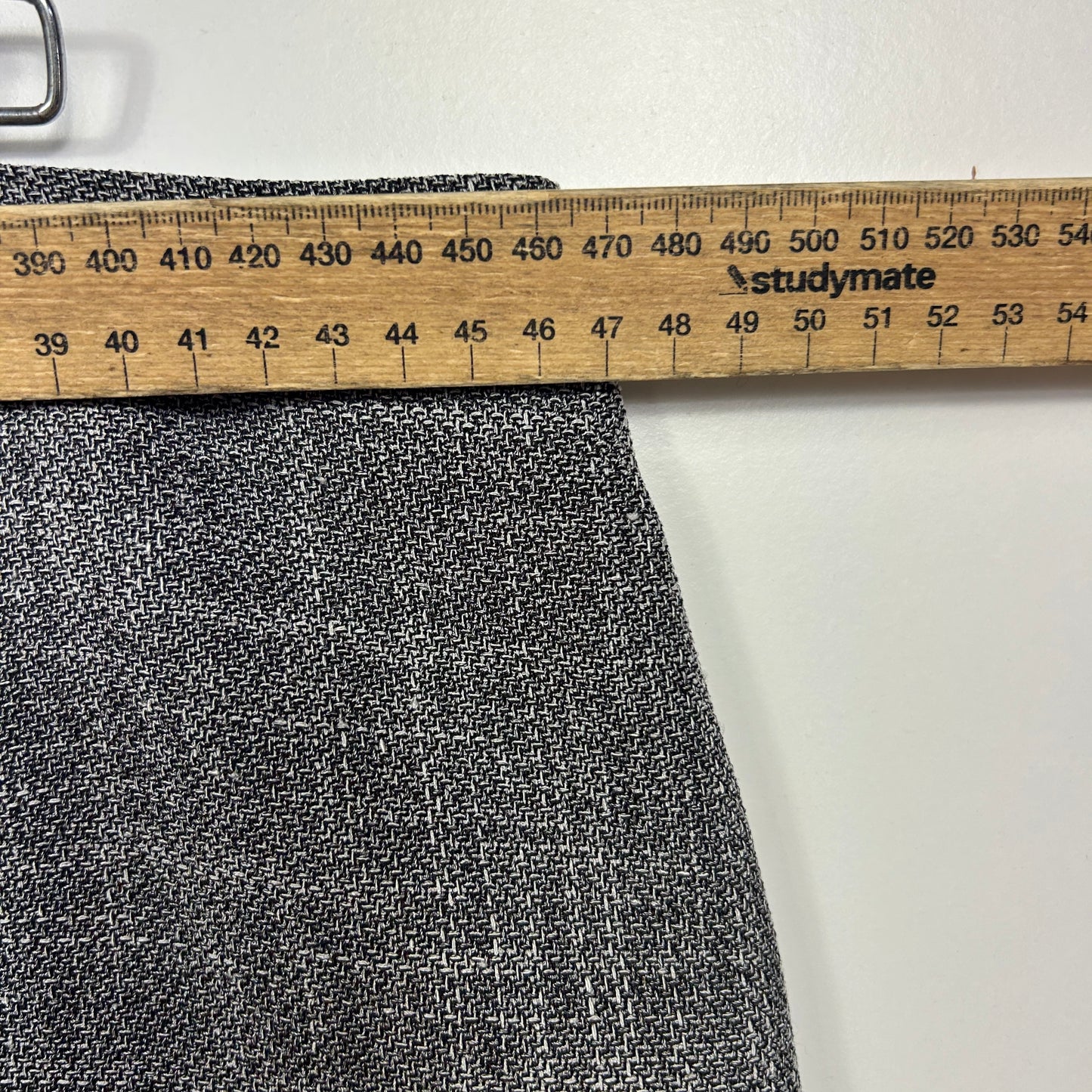 Perri Cutten Grey Skirt - Size 18