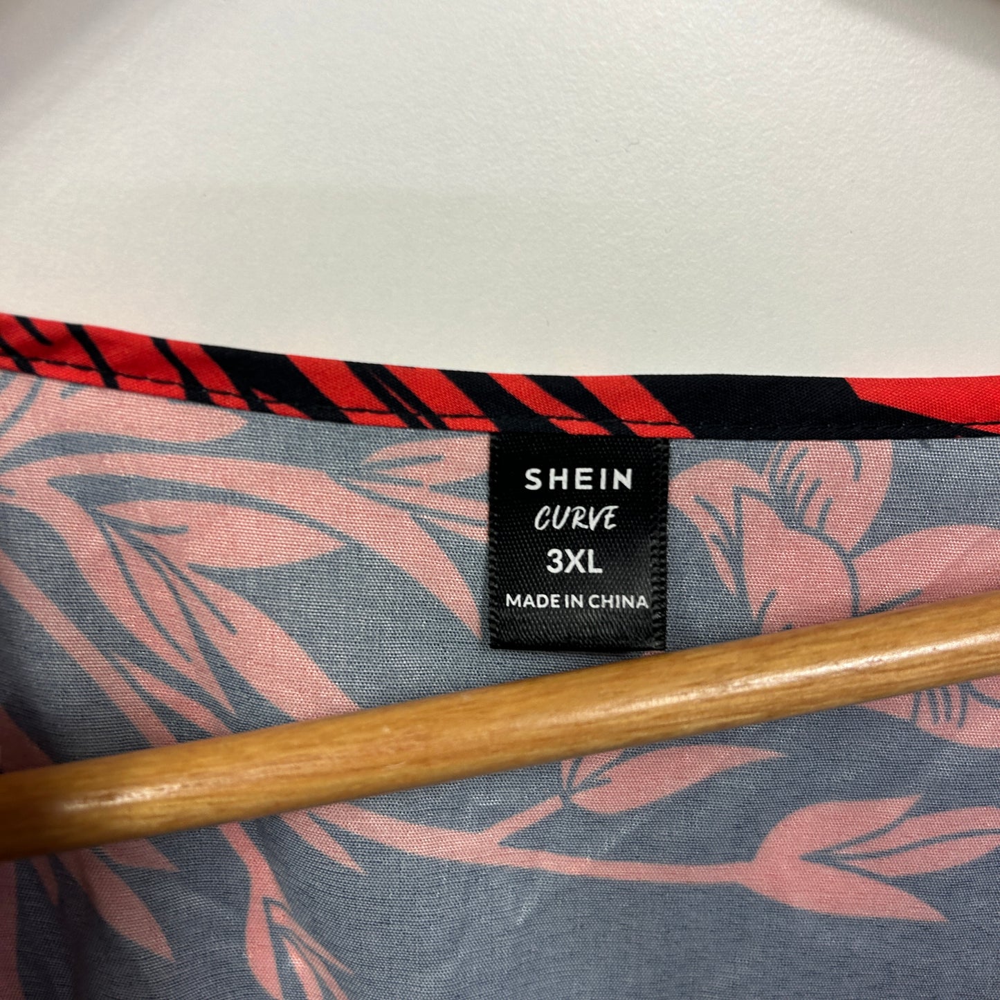 Shein Curve Top Size 18 20 Black Red Floral Asymmetric Hem Bell Sleeve