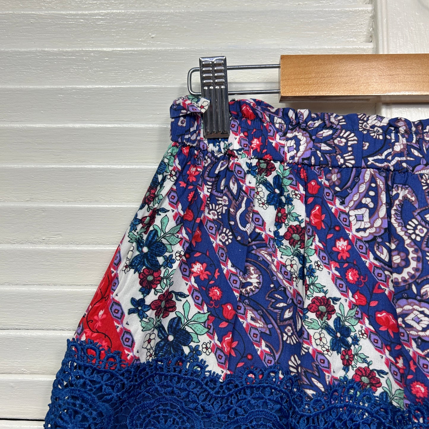 Jaase Mini Skirt Size 14 Large Multicoloured Floral Crochet Trim