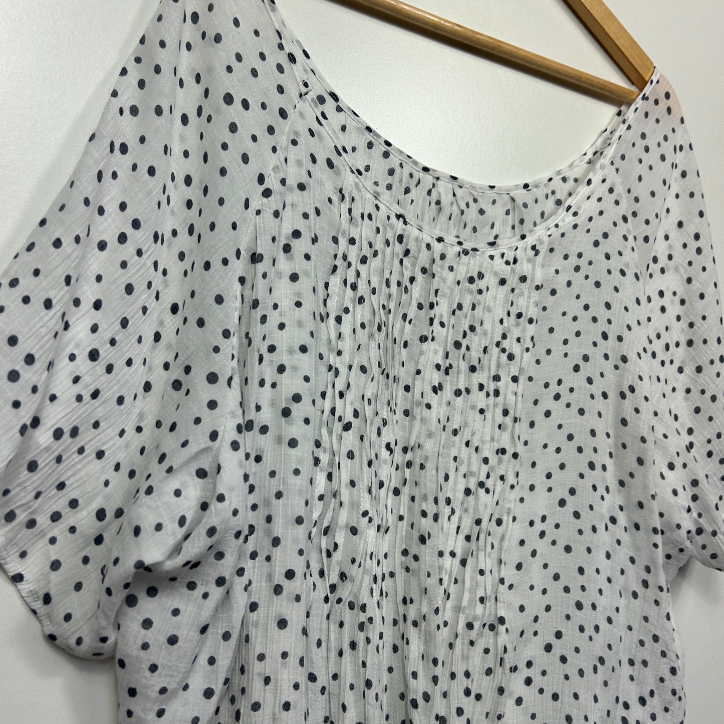 White Polka Dot Oversized Top Size 16/18?
