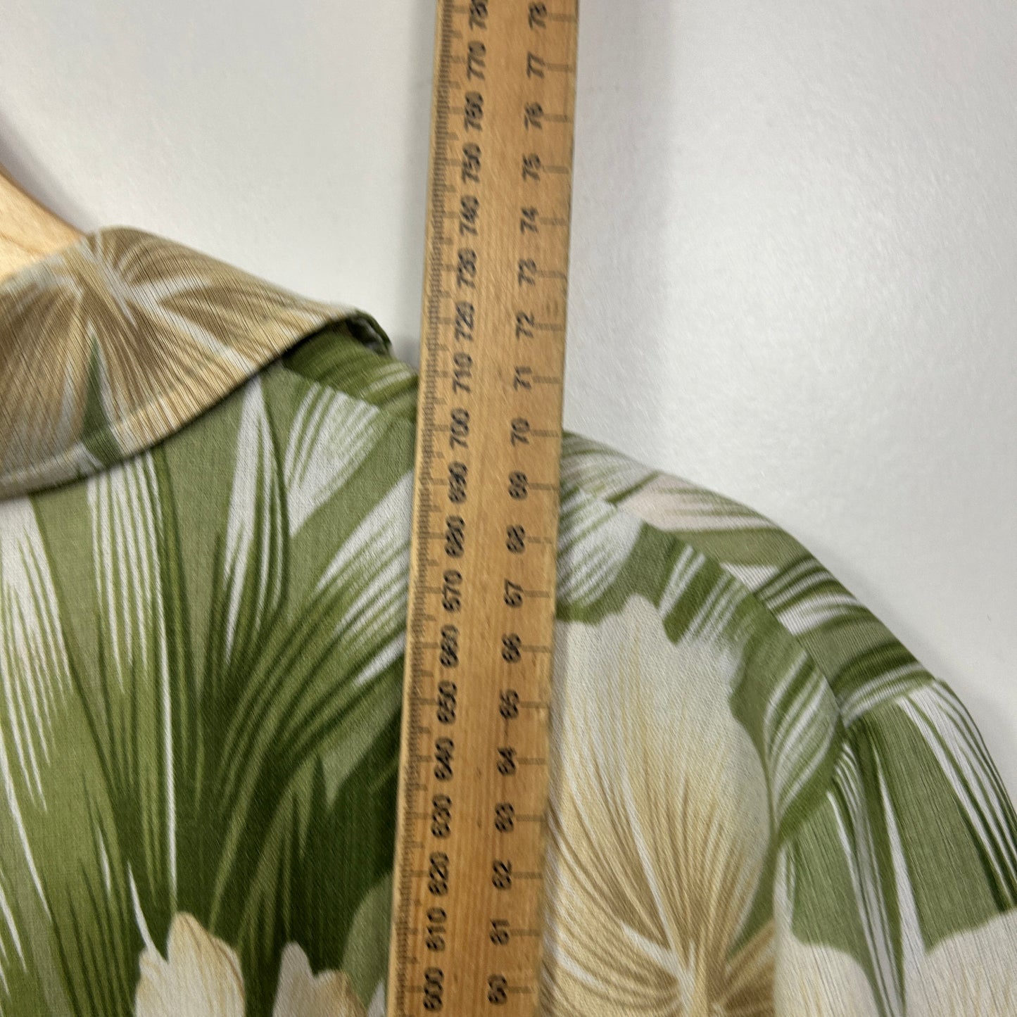 Vintage Miller's Tropical Floral Button Up Shirt - Size 22