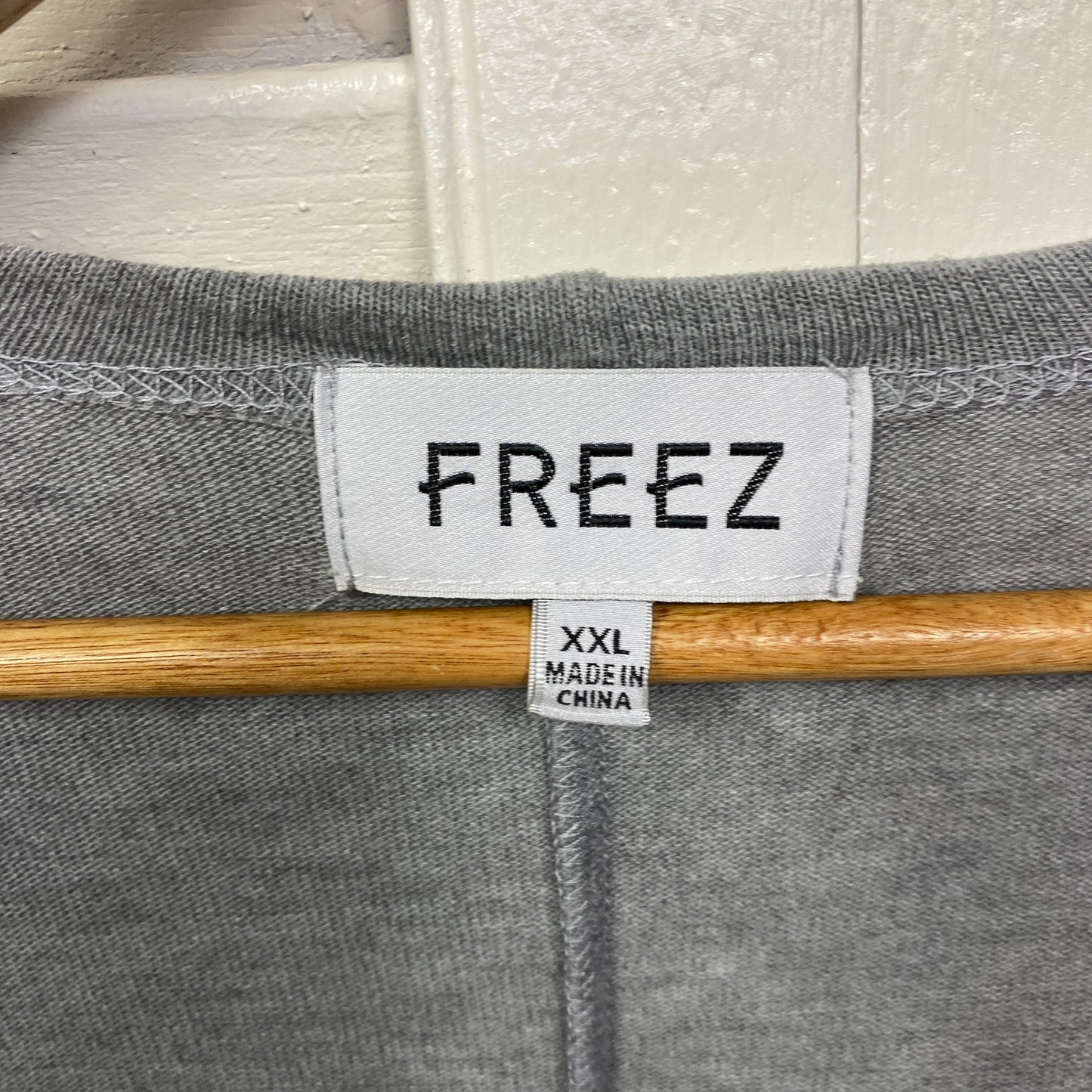 Freez Shrug Top Cardigan Size 18 XXL Grey