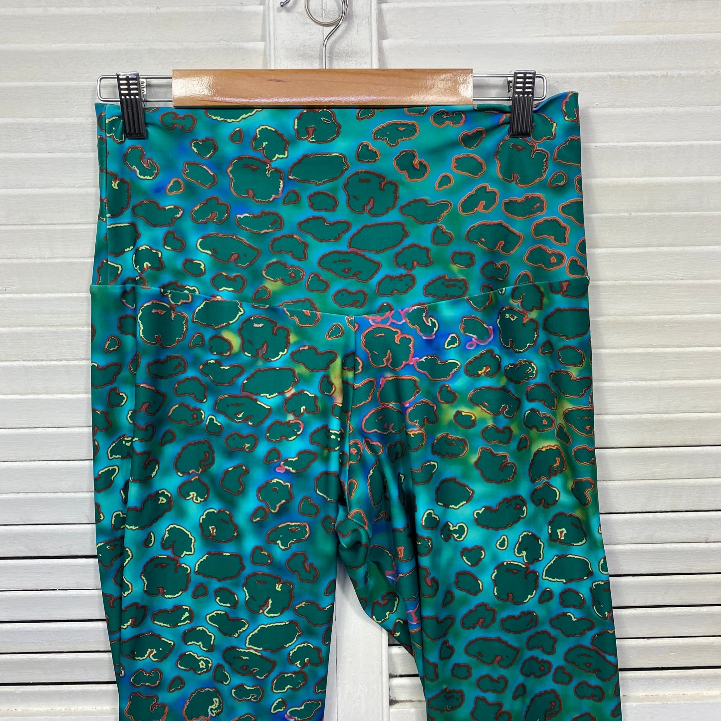 Exoticathletica Activewear Leggings Size XL 16 Green 3/4 Length