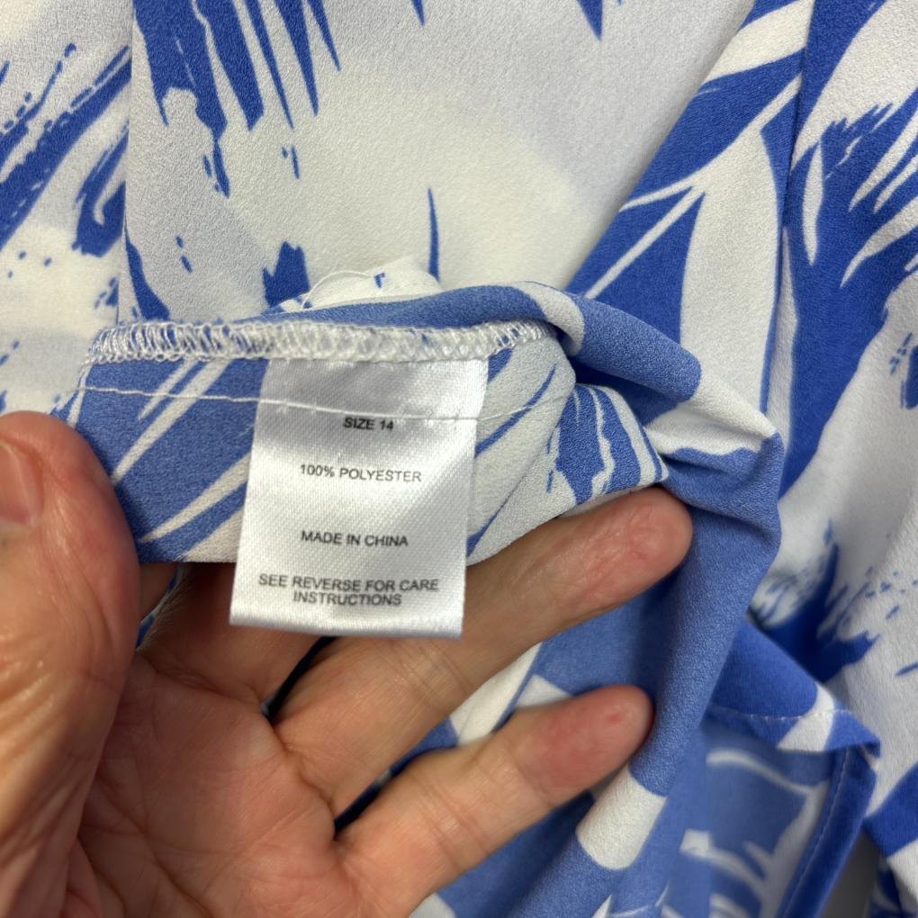 Liz Jordan Blue and White Top - Size 14