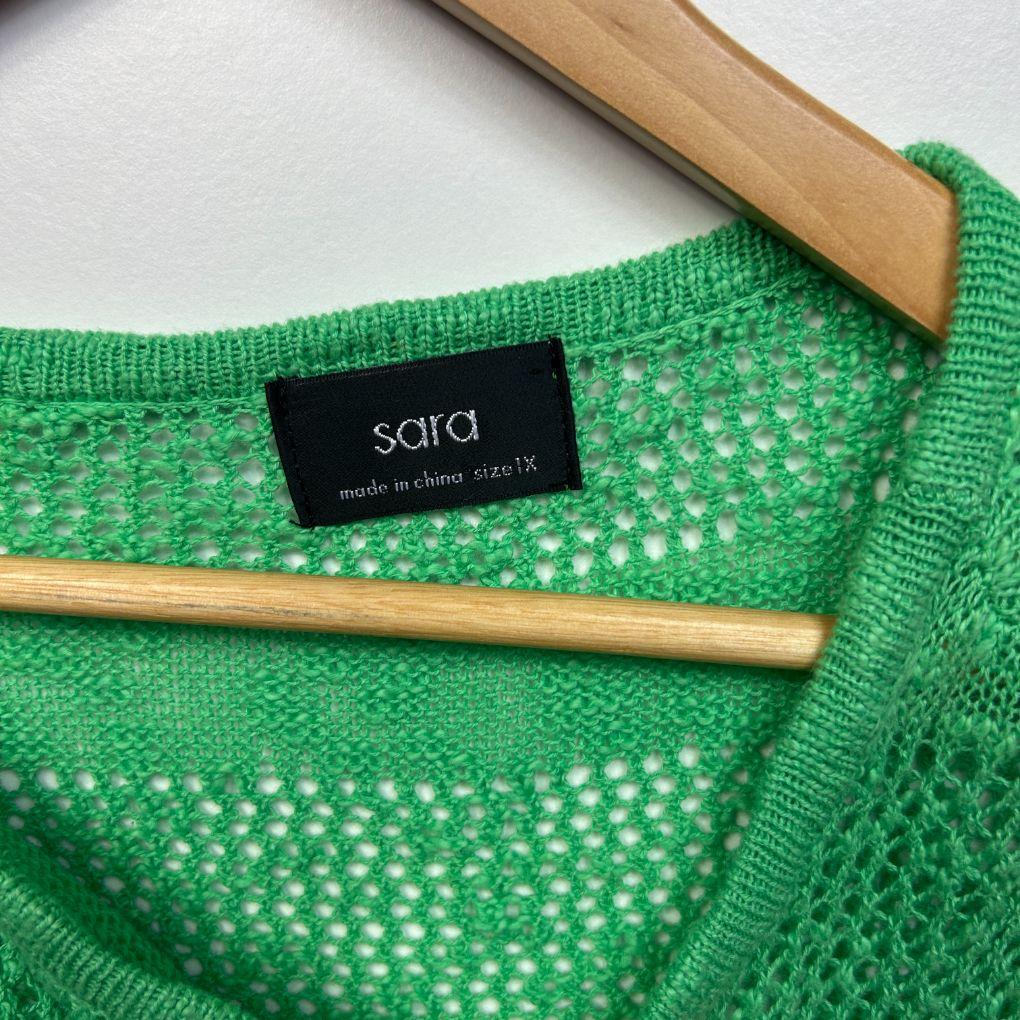 Sara Green Knit Sheer Cotton Top - Size 16/18