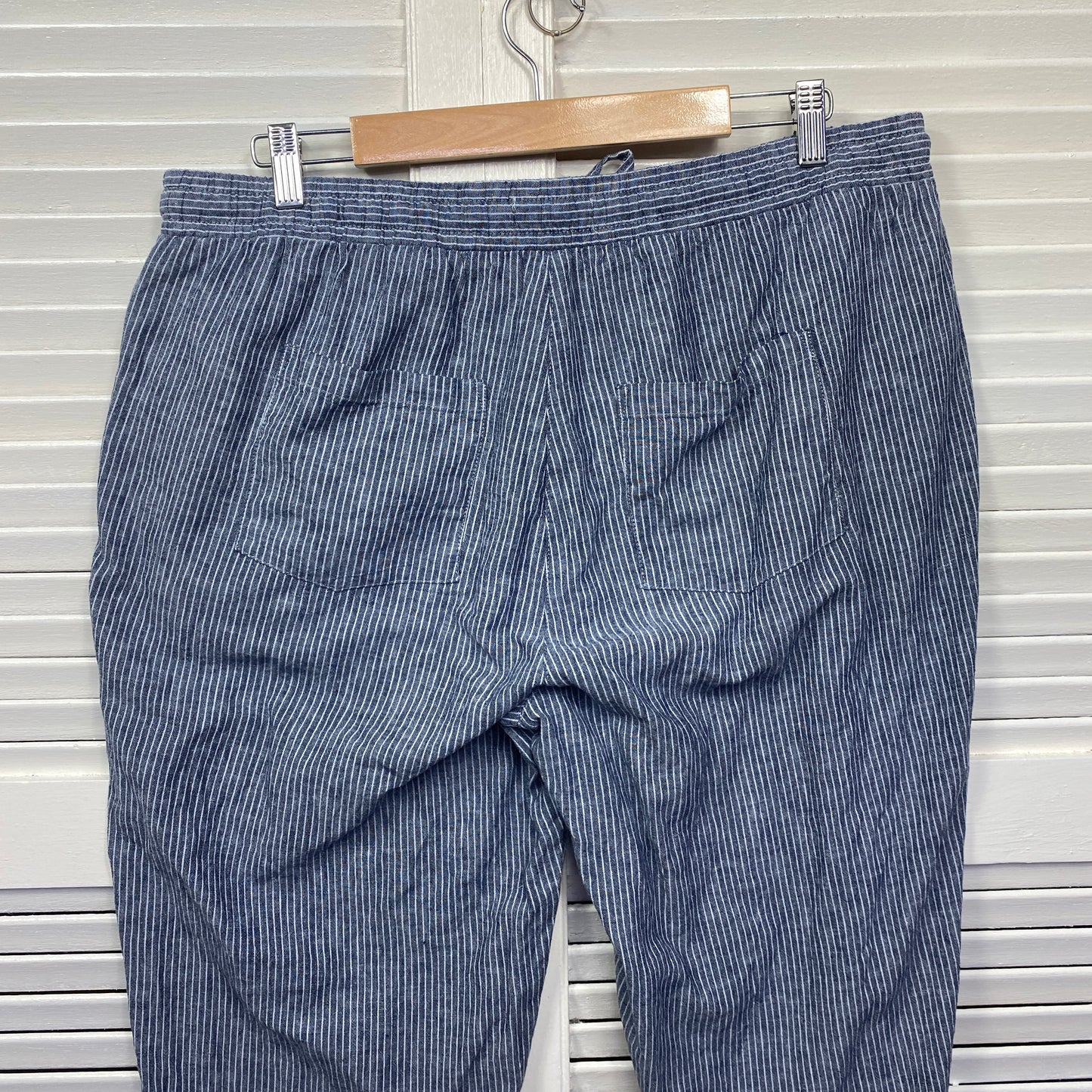 Suzanne Grae Linen Pants Size 16 Pockets Pinstripe Blue