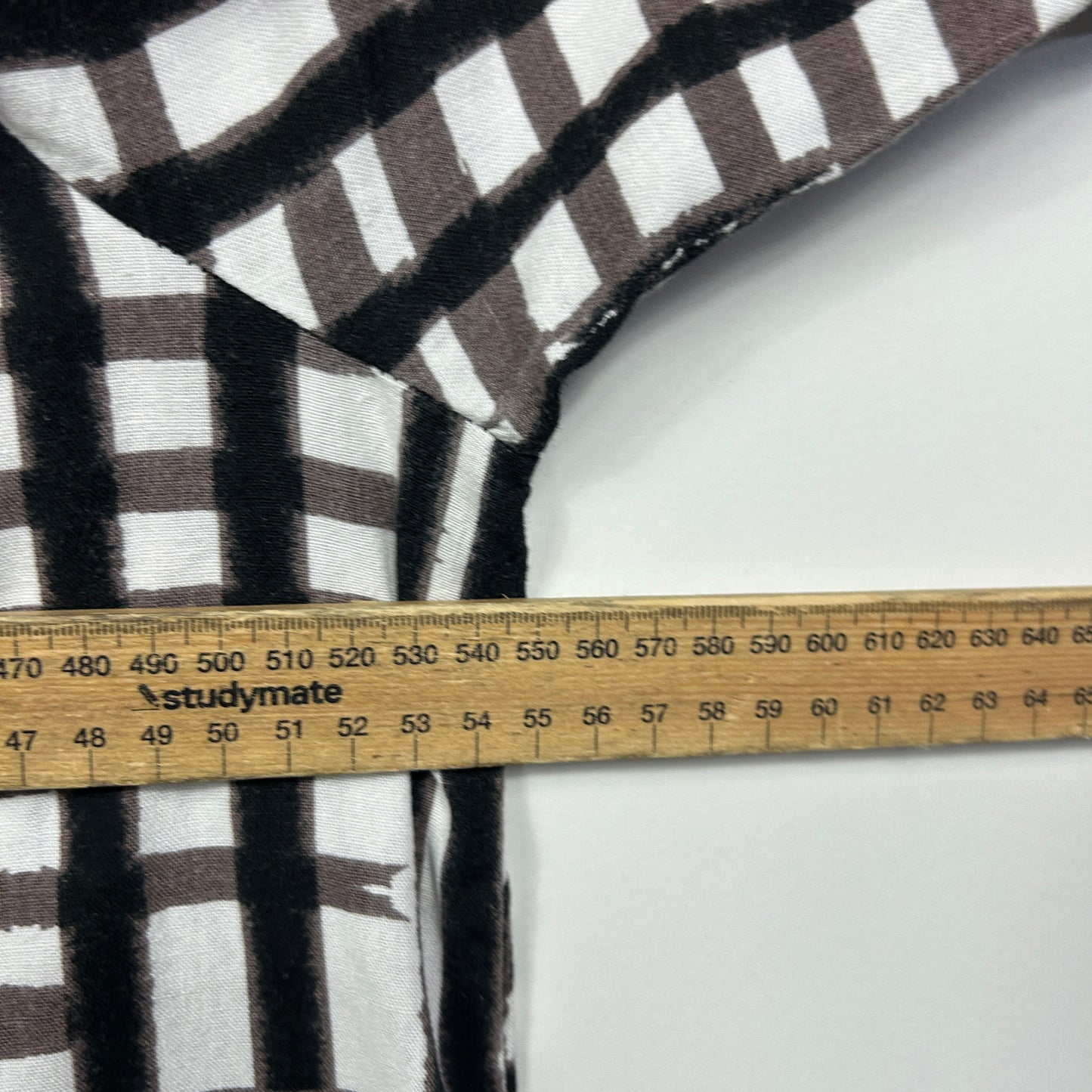 Noni B Black & White Geometric Stripe Top Size 16