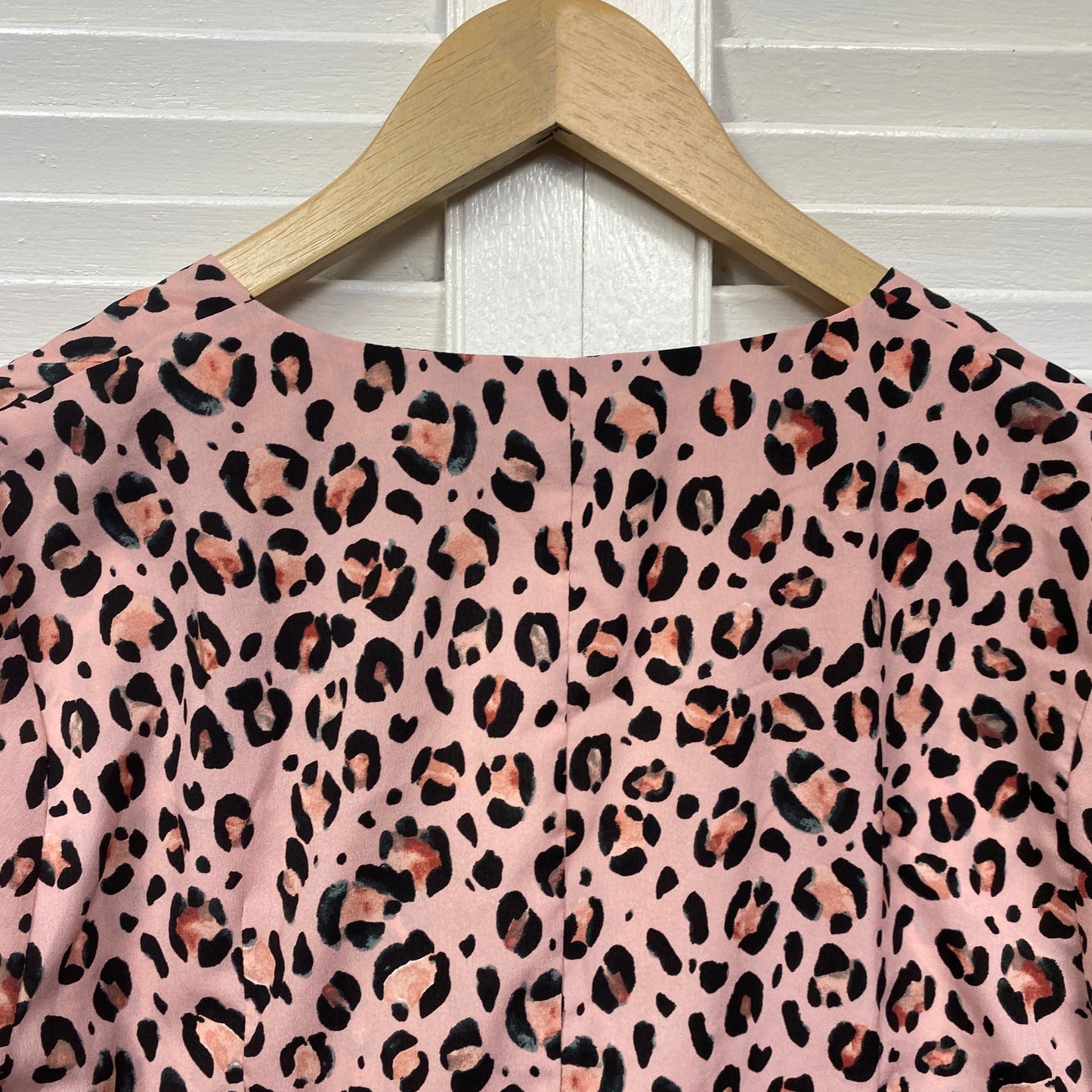 Portmans Top Size 14 Pink Long Sleeve Animal Print