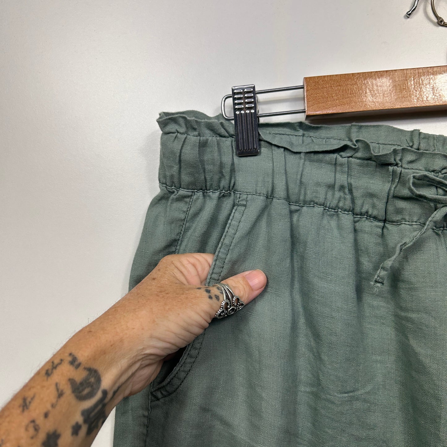 Just Jeans Linen Pants Size 14 Green Slim Fit Mid Rise Ankle Length Pockets