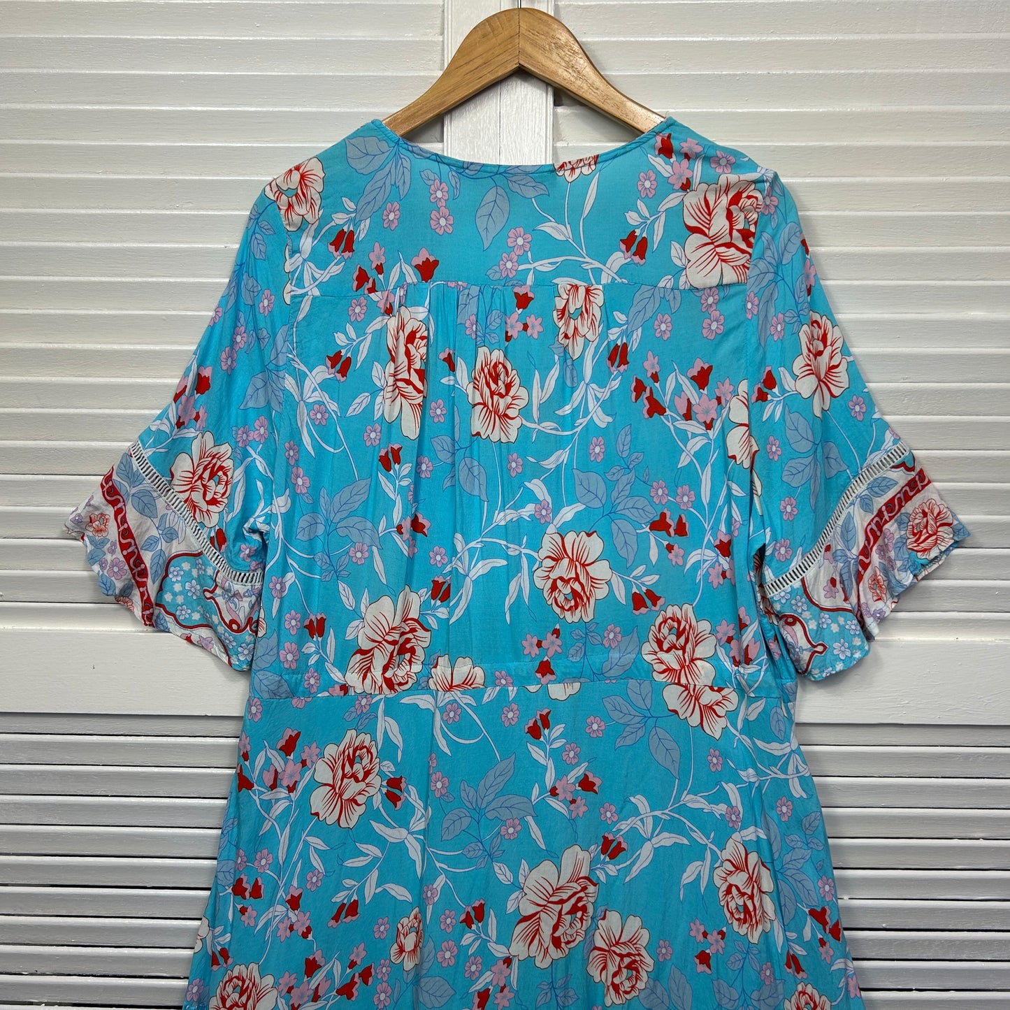 Willow Tree Maxi Boho Dress Size 18 Blue Floral Rayon