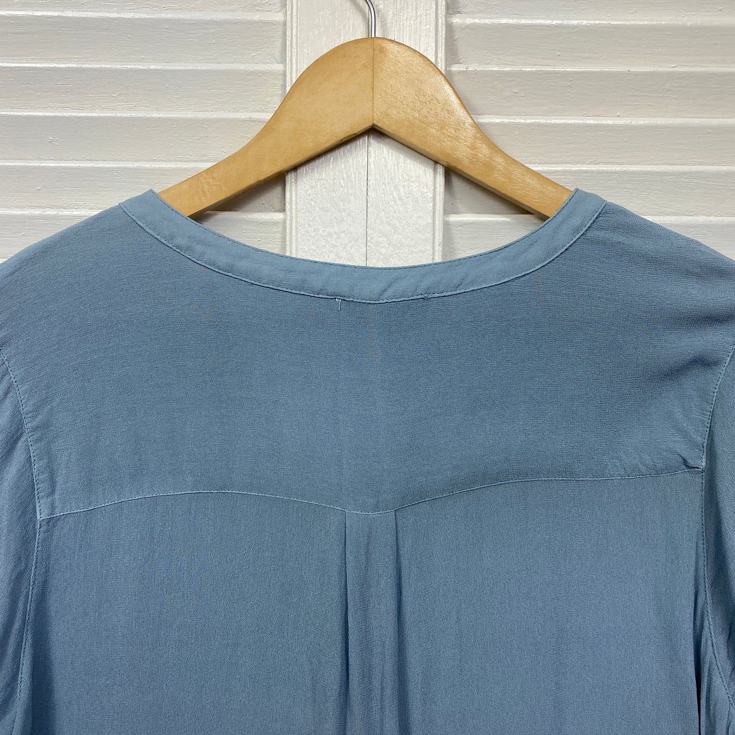 Regatta Top Size 16 Blue Ombre Long Sleeve Slightly Sheer