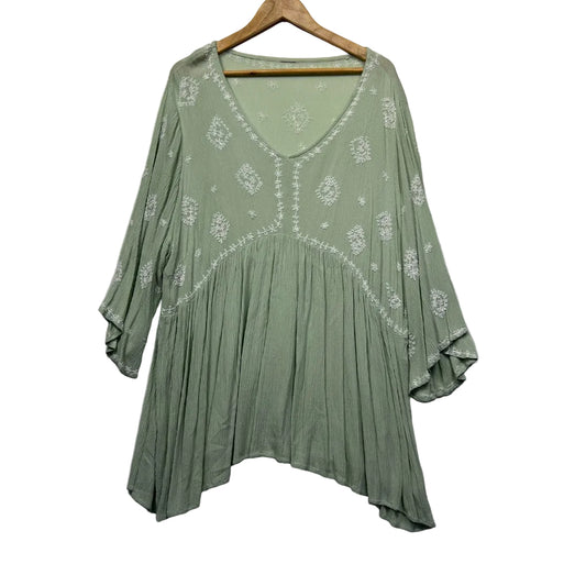 Green Boho Embroidered Tunic - Size 16/18