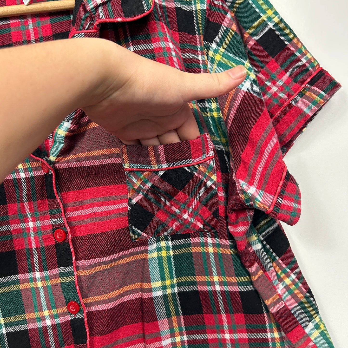 edited Red & Green Plaid Short Sleeve Sleep PJ Shirt - Size 16