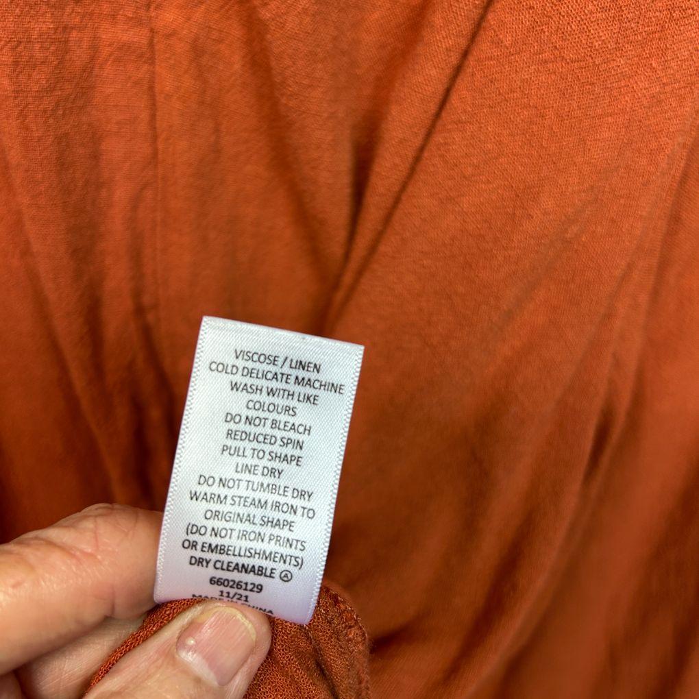 Target Curve Rust Linen Top - Size 22