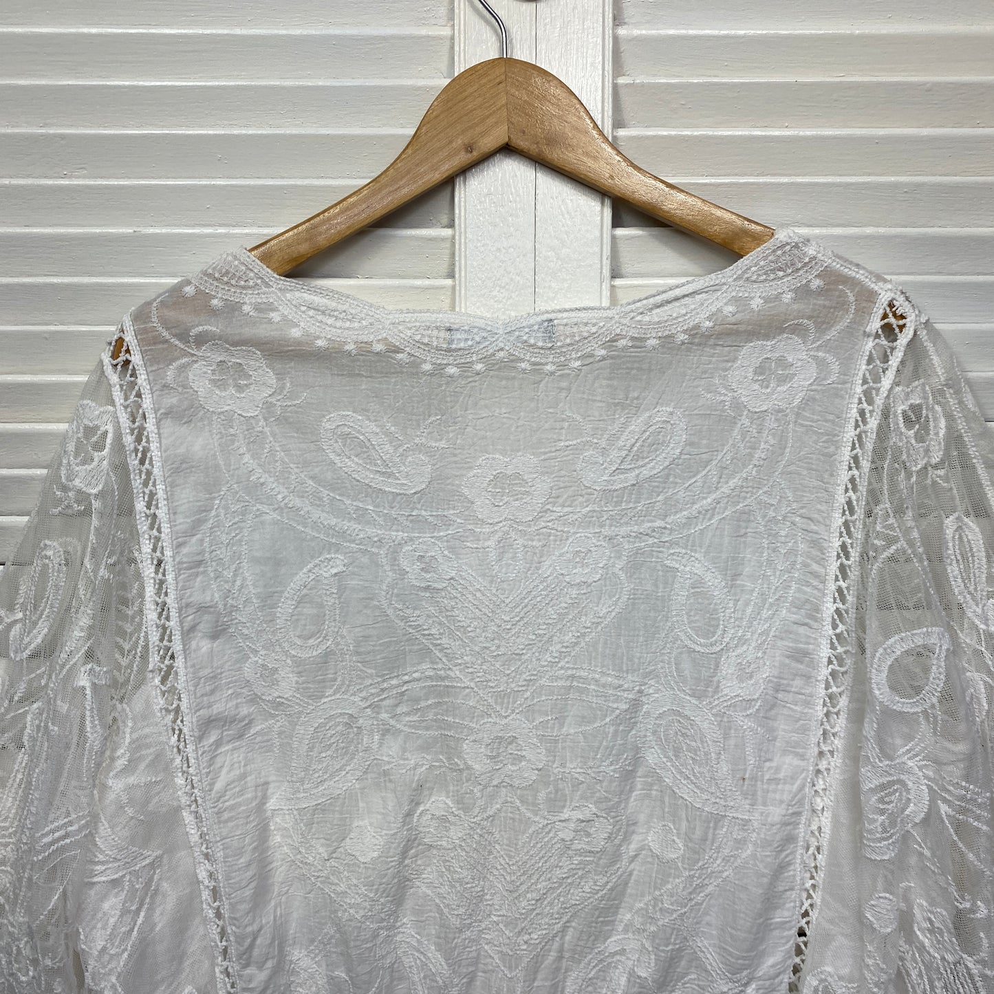 Katies Top Size 18 White Embroidered Sheer Overlay Boho Cotton