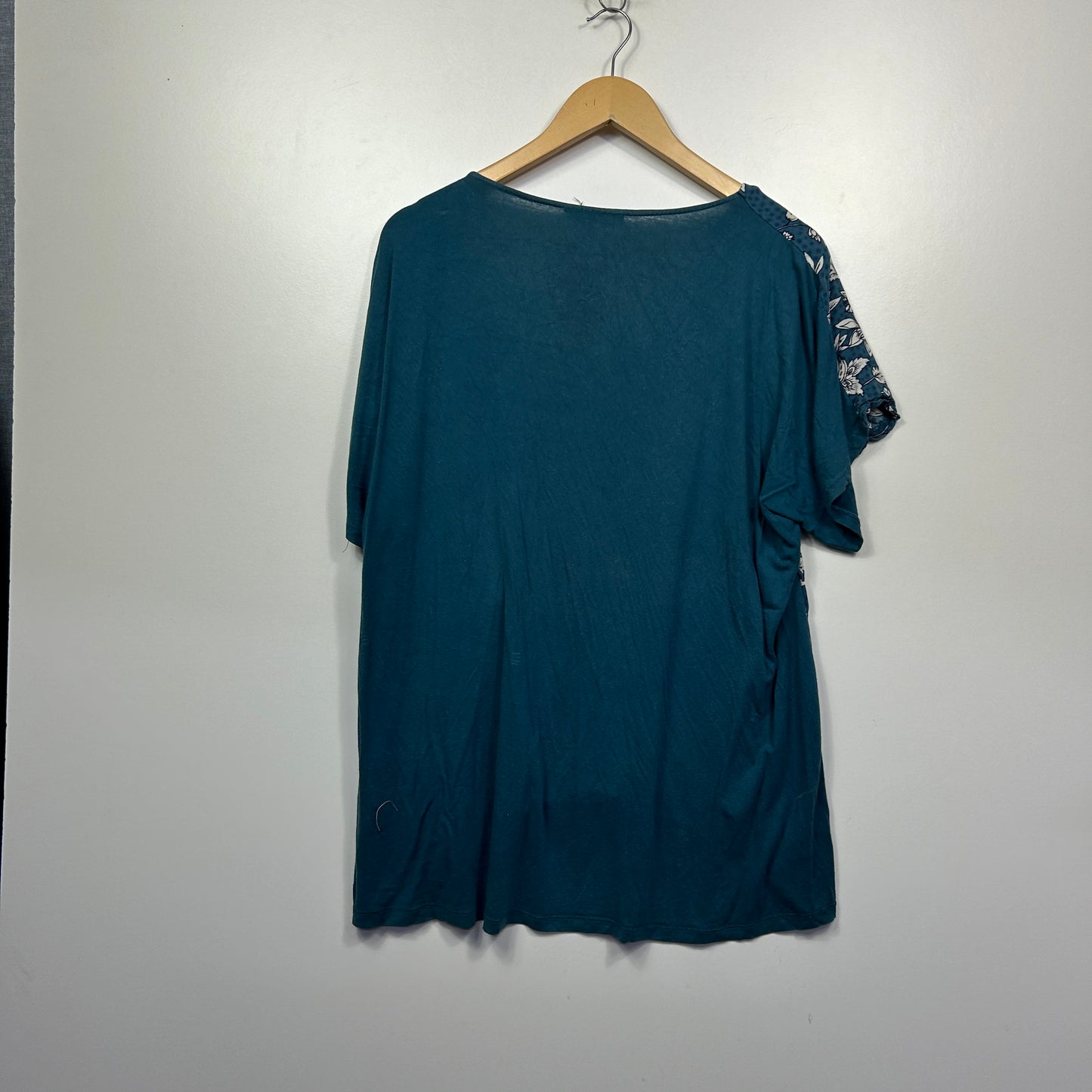 Autograph Teal Floral Print Short Sleeve Top 18/20?