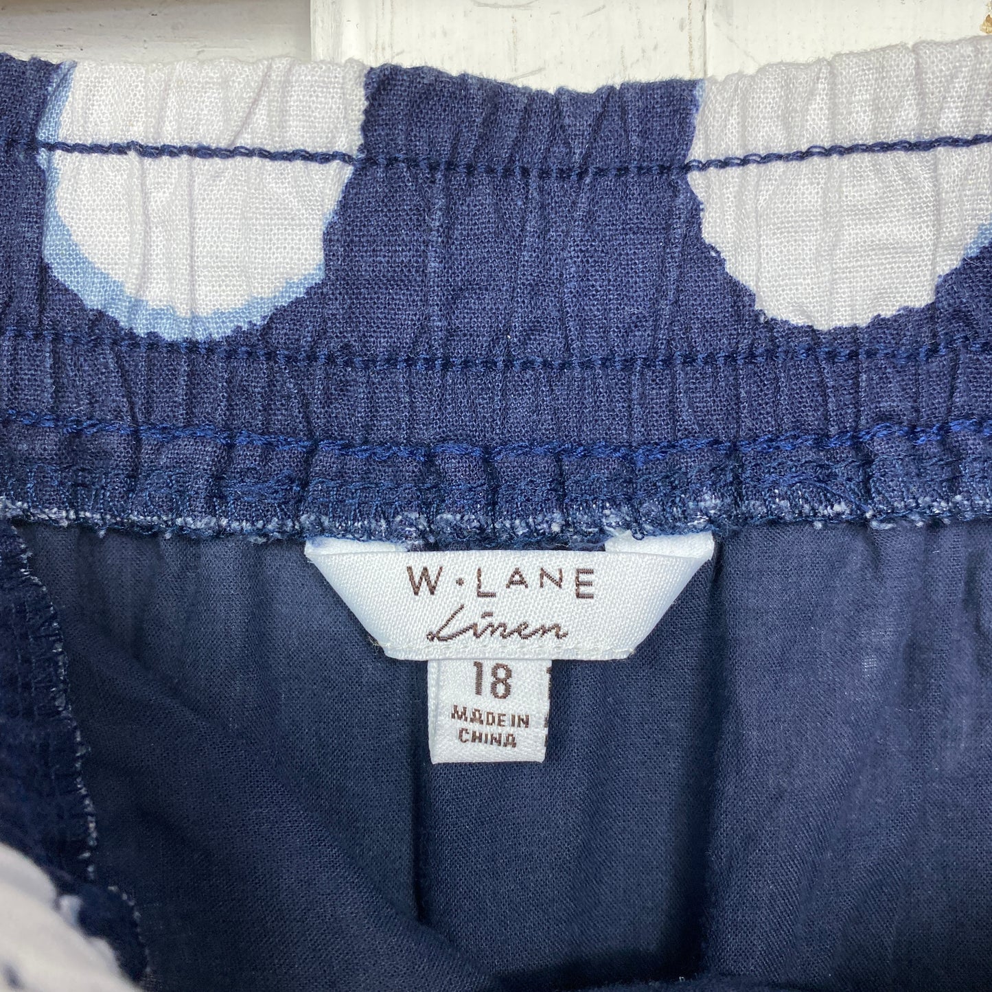 W lane Linen Skirt Size 18  blue White Polka Dots