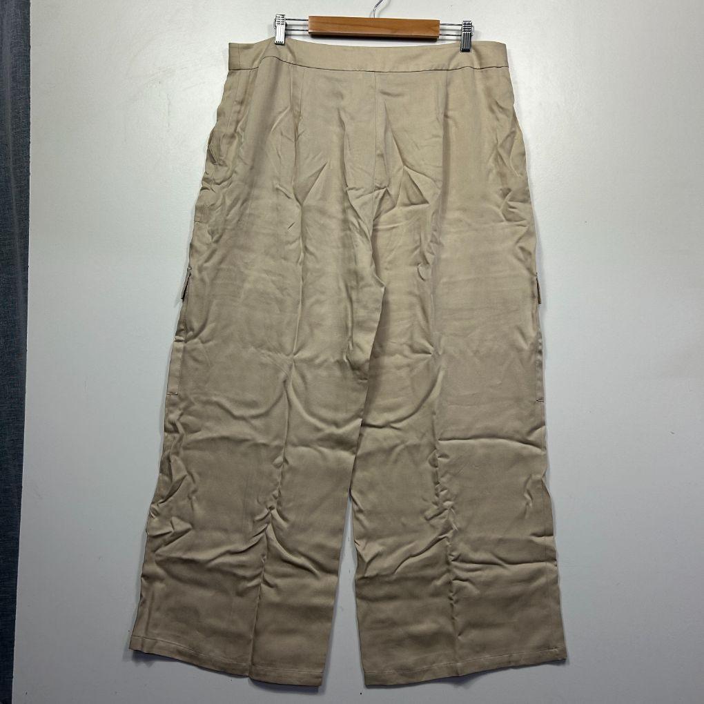 Preview Beige Wide-Leg Pants - Size 18