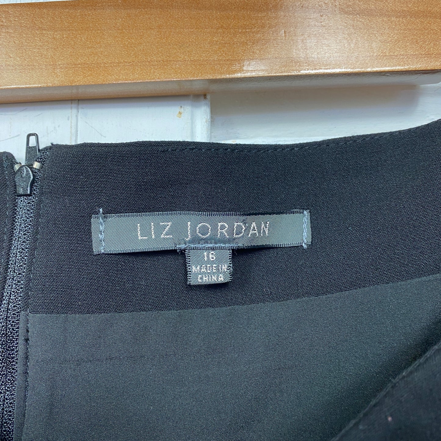 Liz Jordan Skirt Size 16 Black Pencil Office