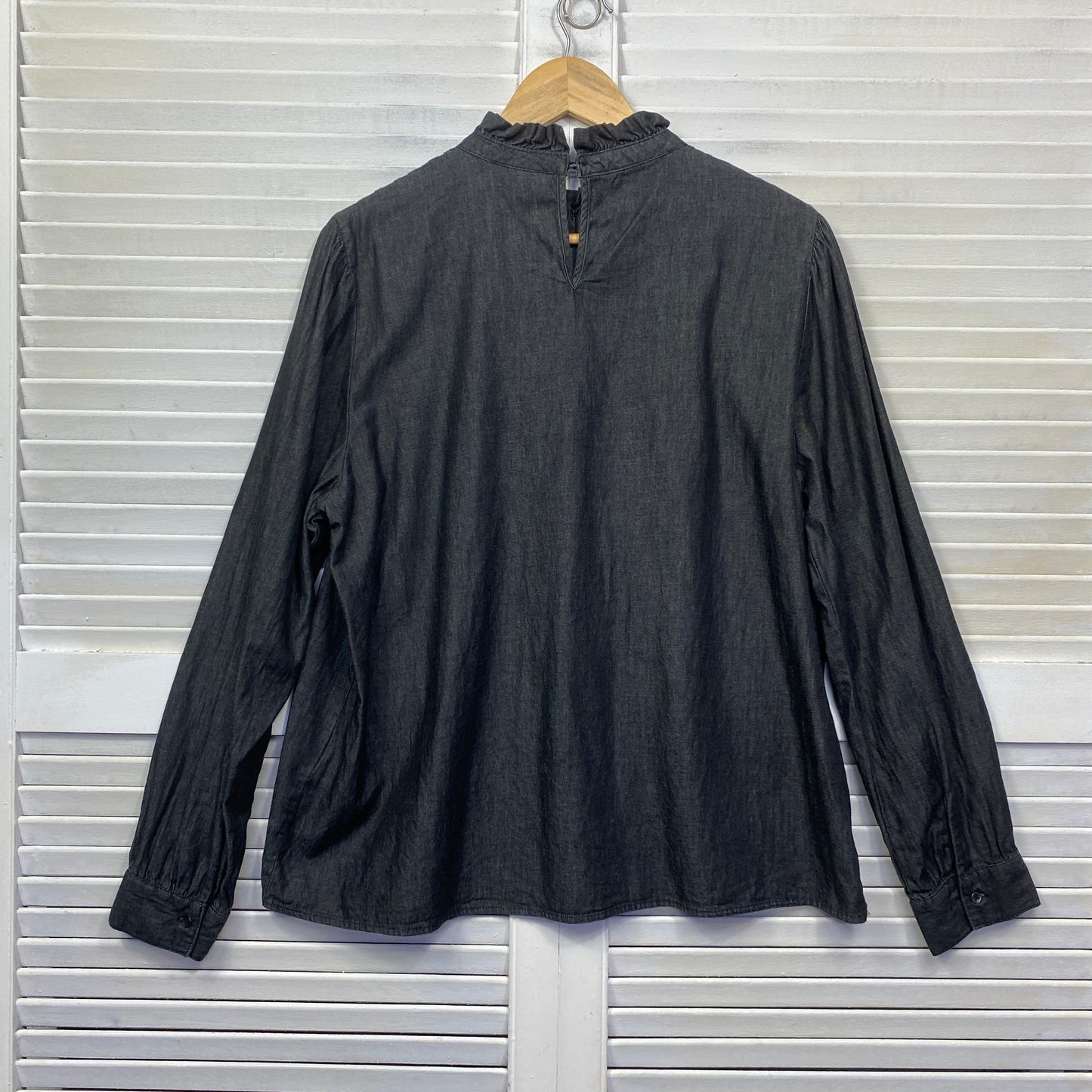 Vero Moda Denim Top Size XL Black Long Sleeve Pleated Cotton