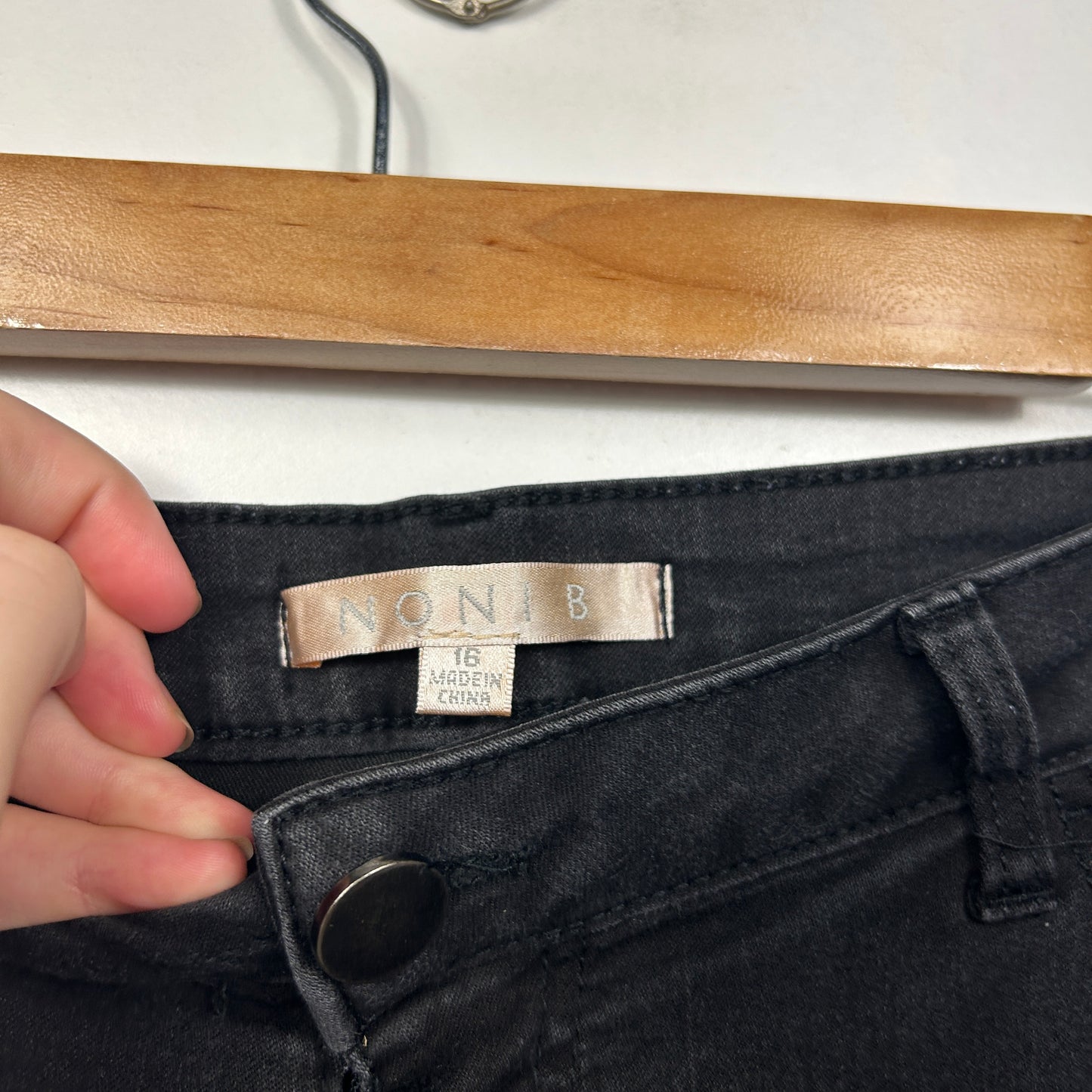 Noni B Black Jeans - Size 16