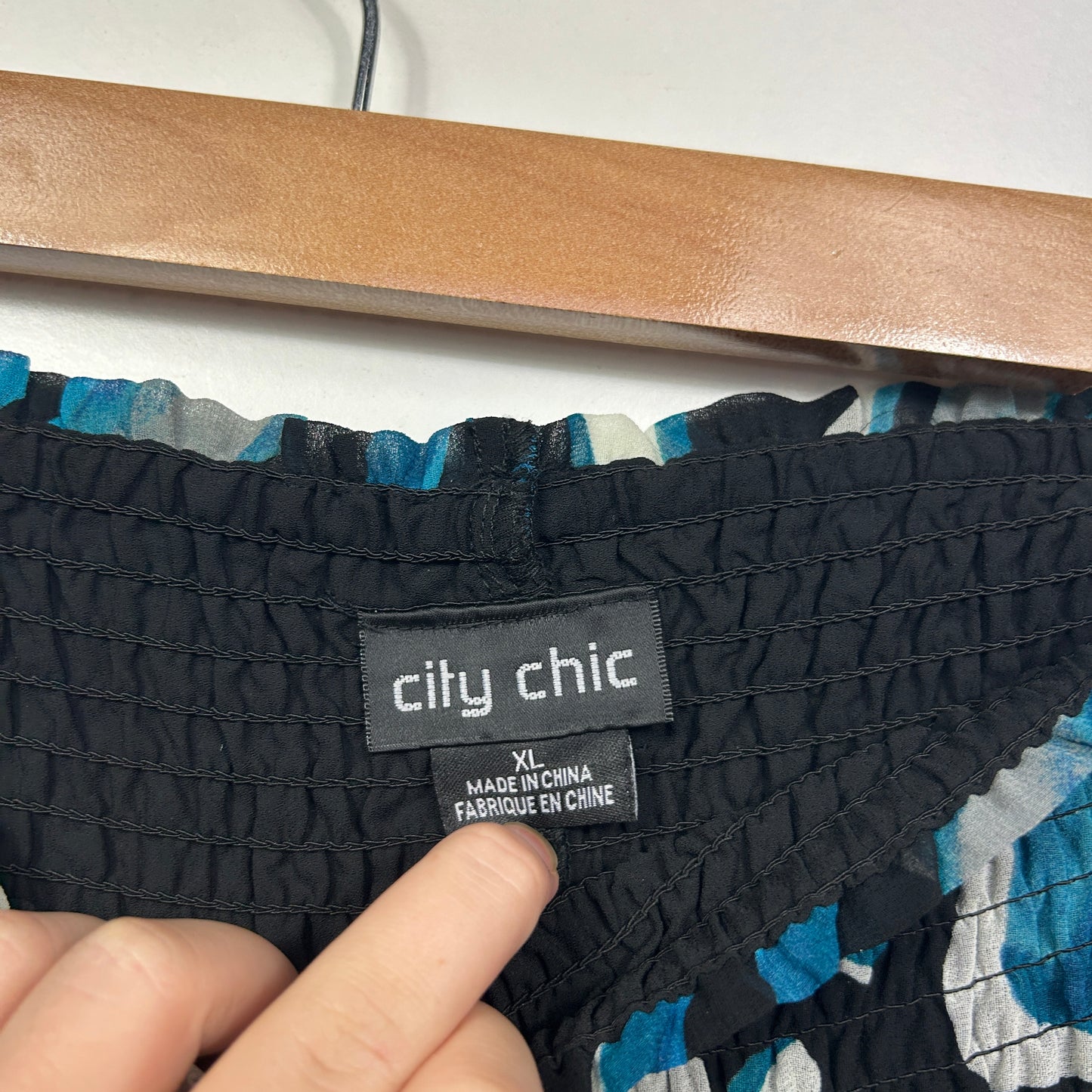 City Chic Abstract Print Pleated Skirt - Size 22/XL