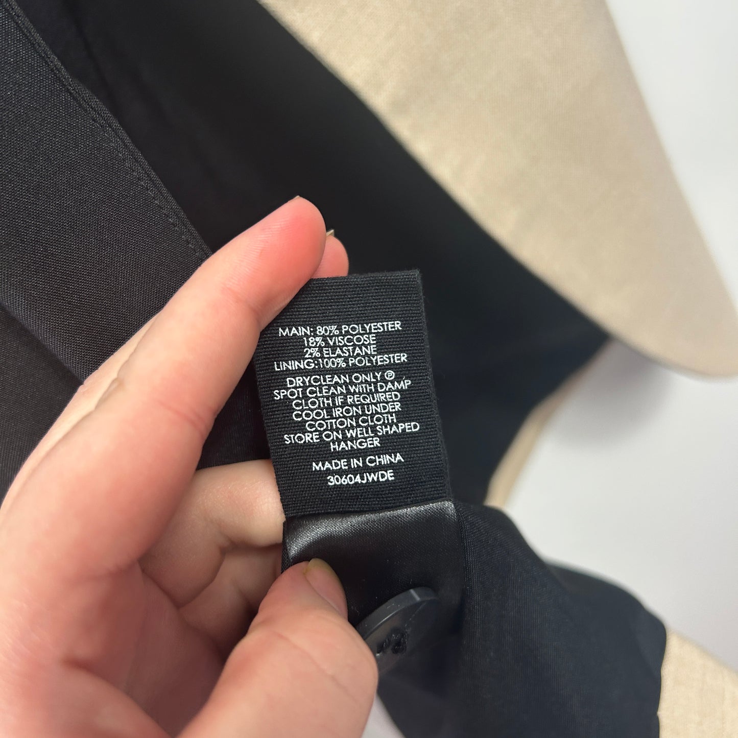 Decjuba Beige Longline Vest - Size 18