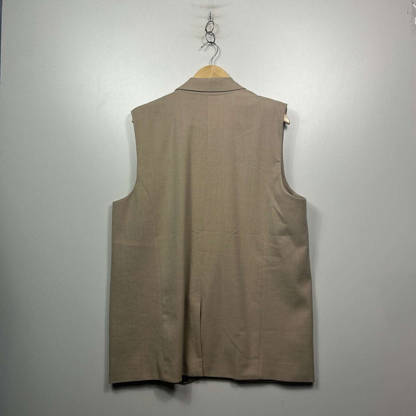 Decjuba Beige Longline Vest - Size 18