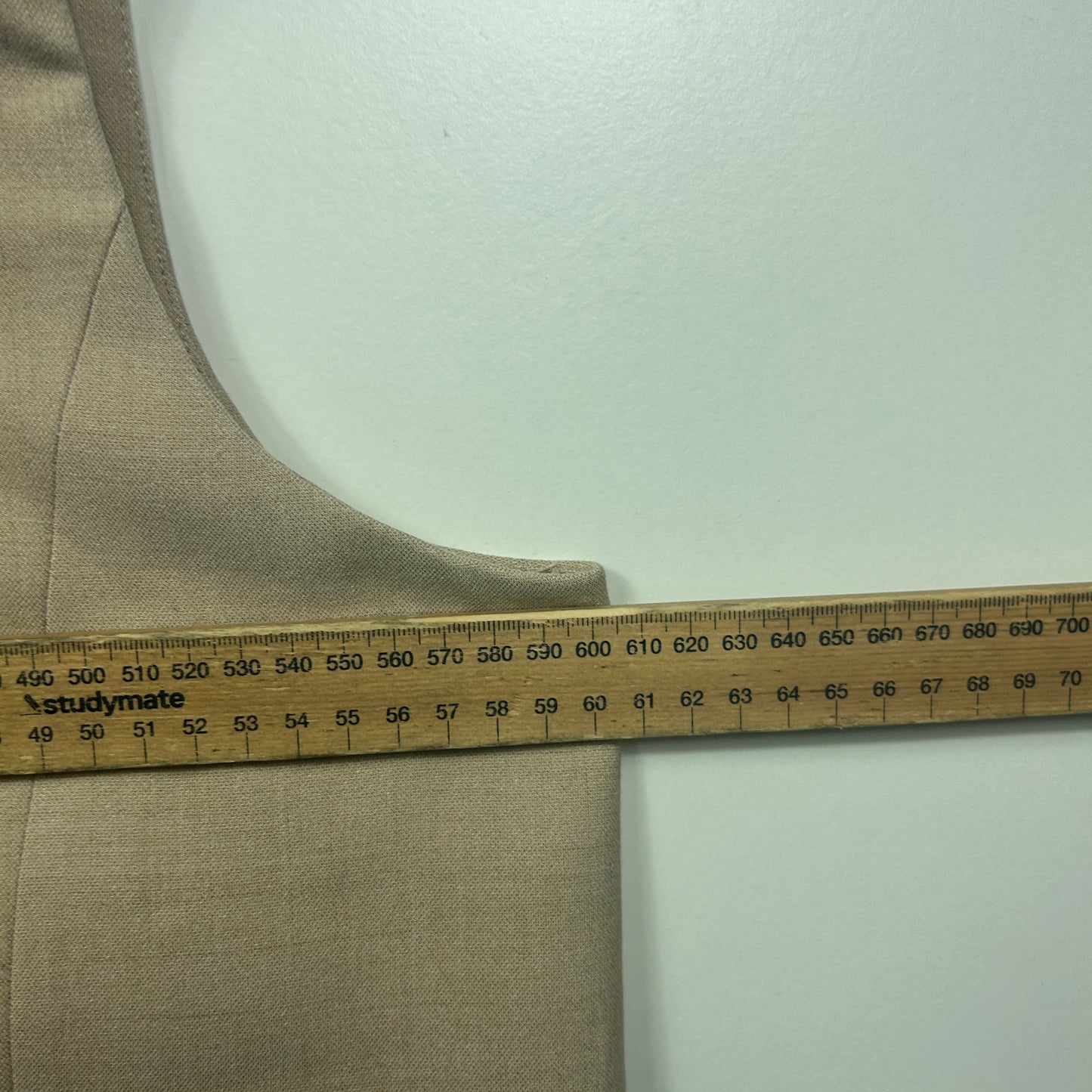 Decjuba Beige Longline Vest - Size 18