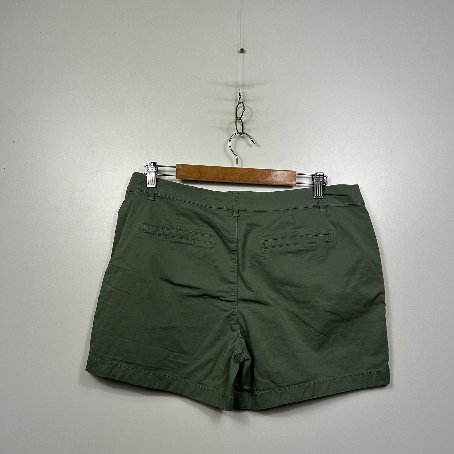 Brillant Basics Olive Green Chino Shorts - Size 14